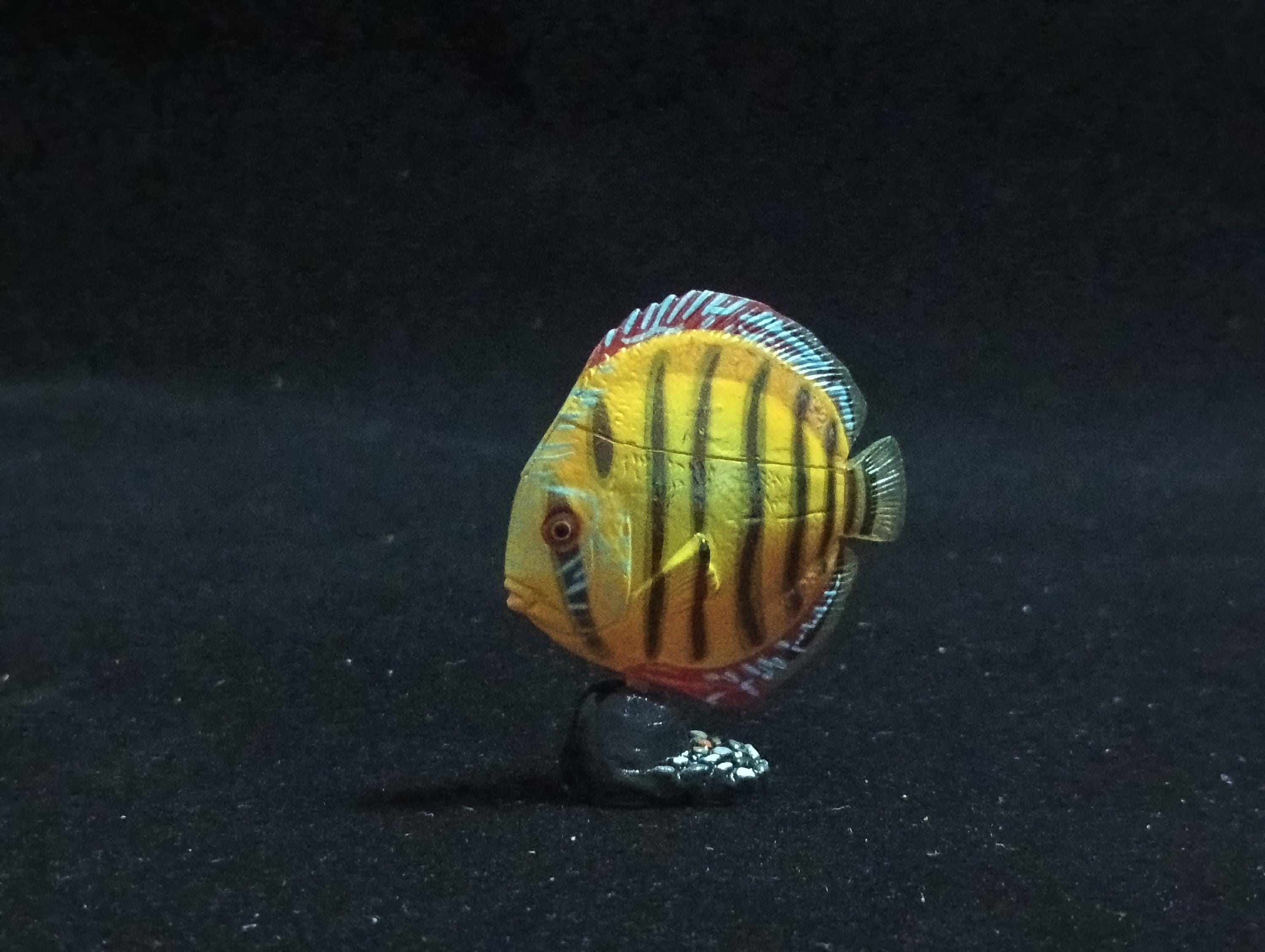 Miniature Discus Brown Fish Figurine - Furuta