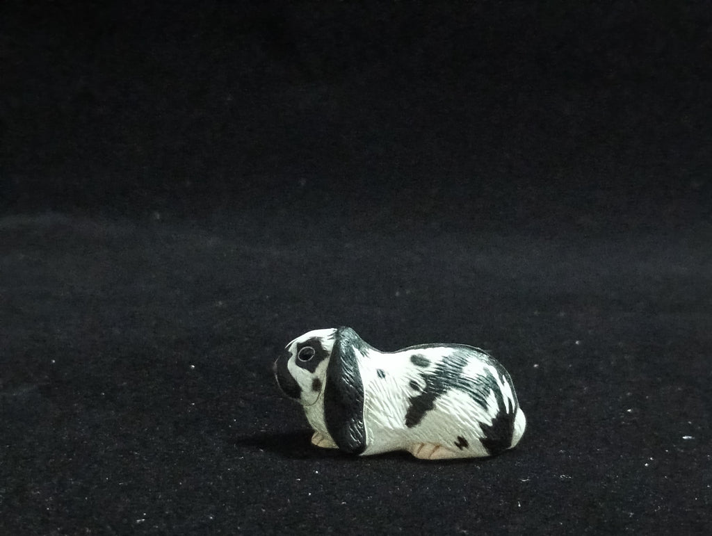Miniature Lop Ear(Black-White) Figurine - Furuta