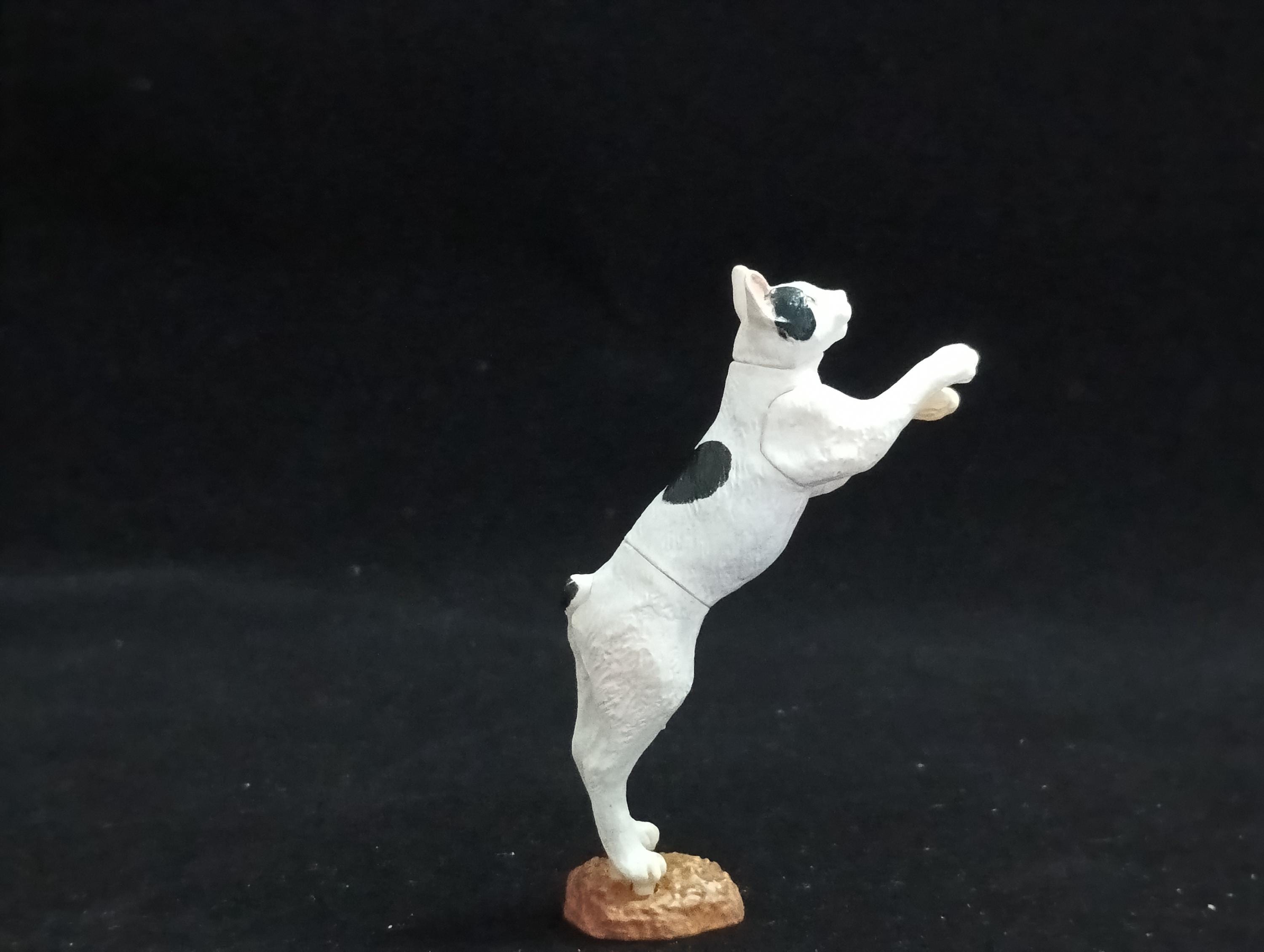 Miniature Japanese Cat  Figurine - Furuta