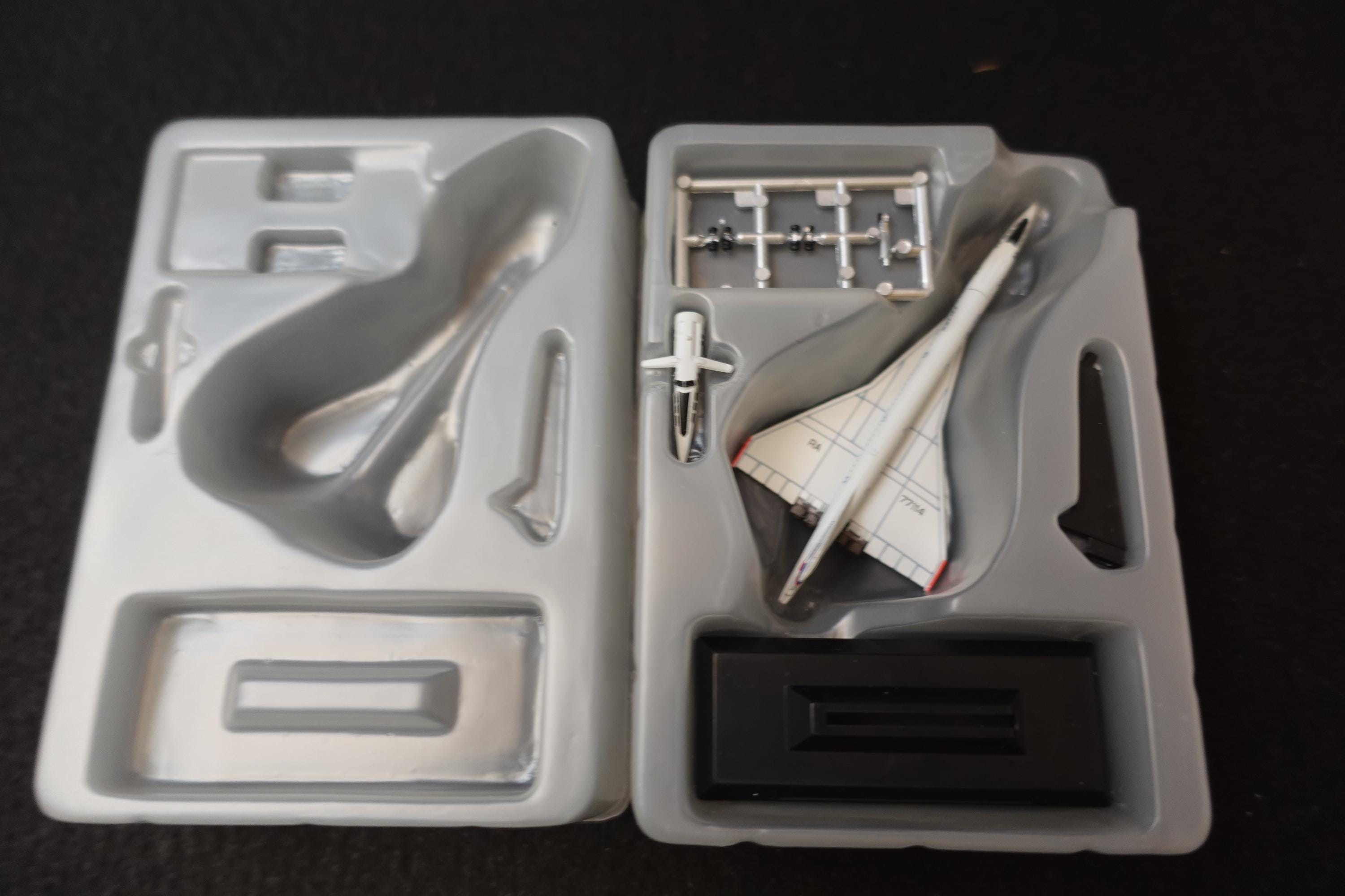1/700 Tupolev Tu-144 Aeroflot Wings of the world 2 Takara