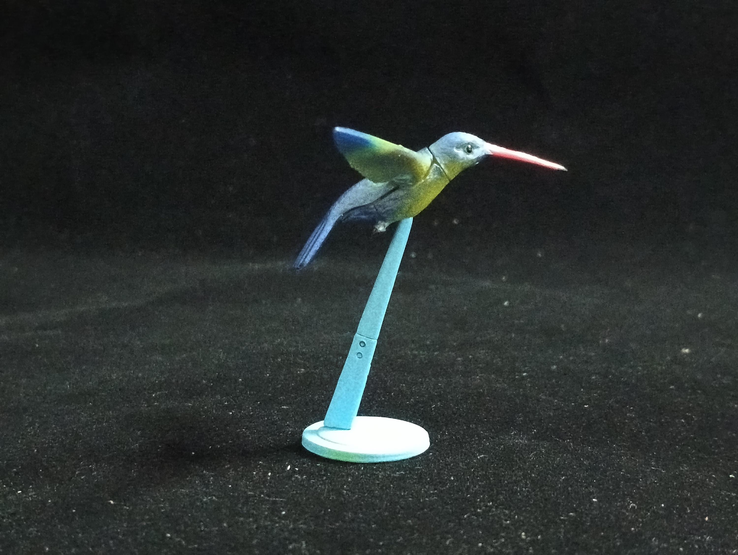 Miniature Hummingbird Figurine - Furuta