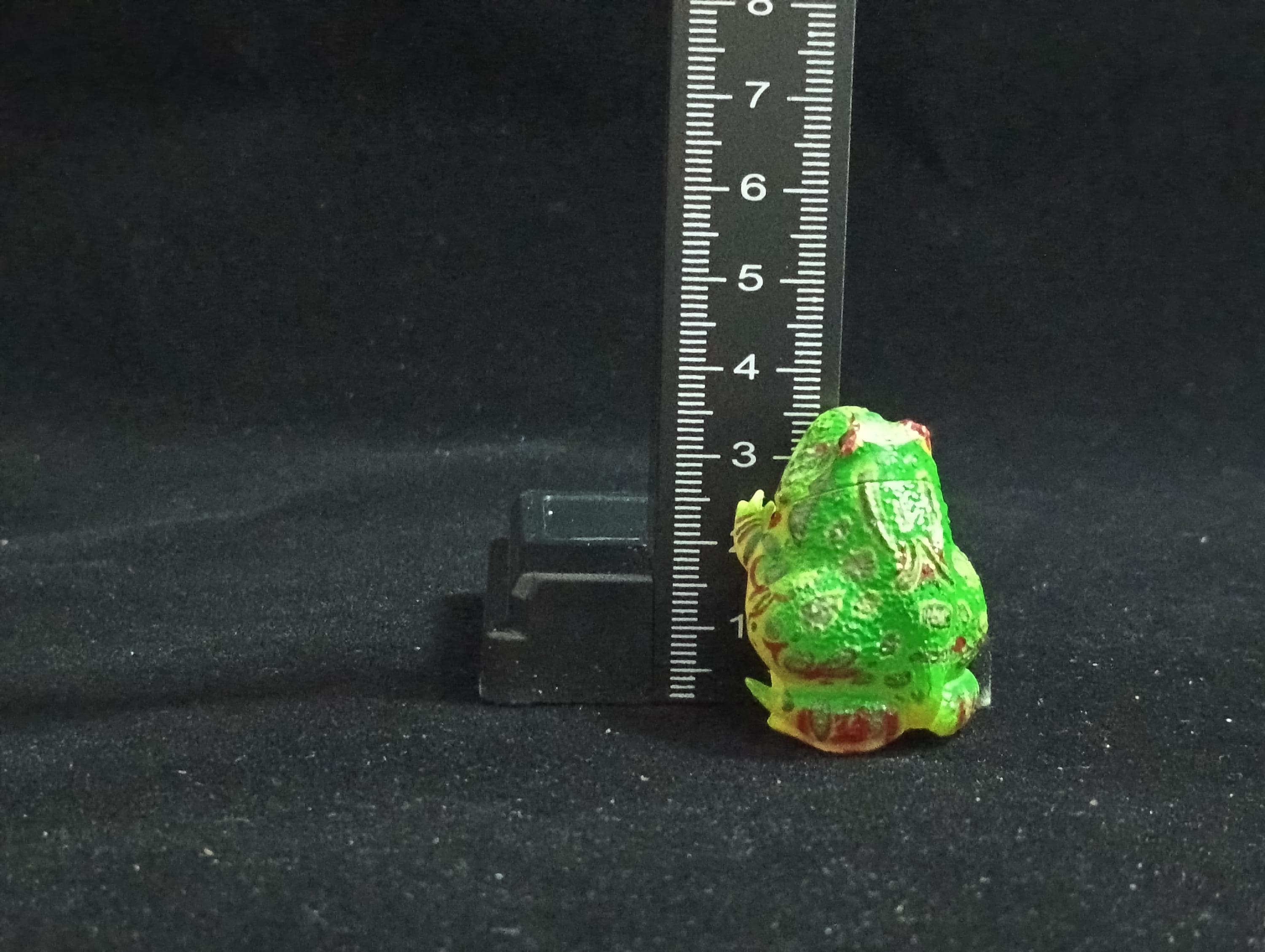 Miniature Argentine Horned Frog Figurine - Furuta
