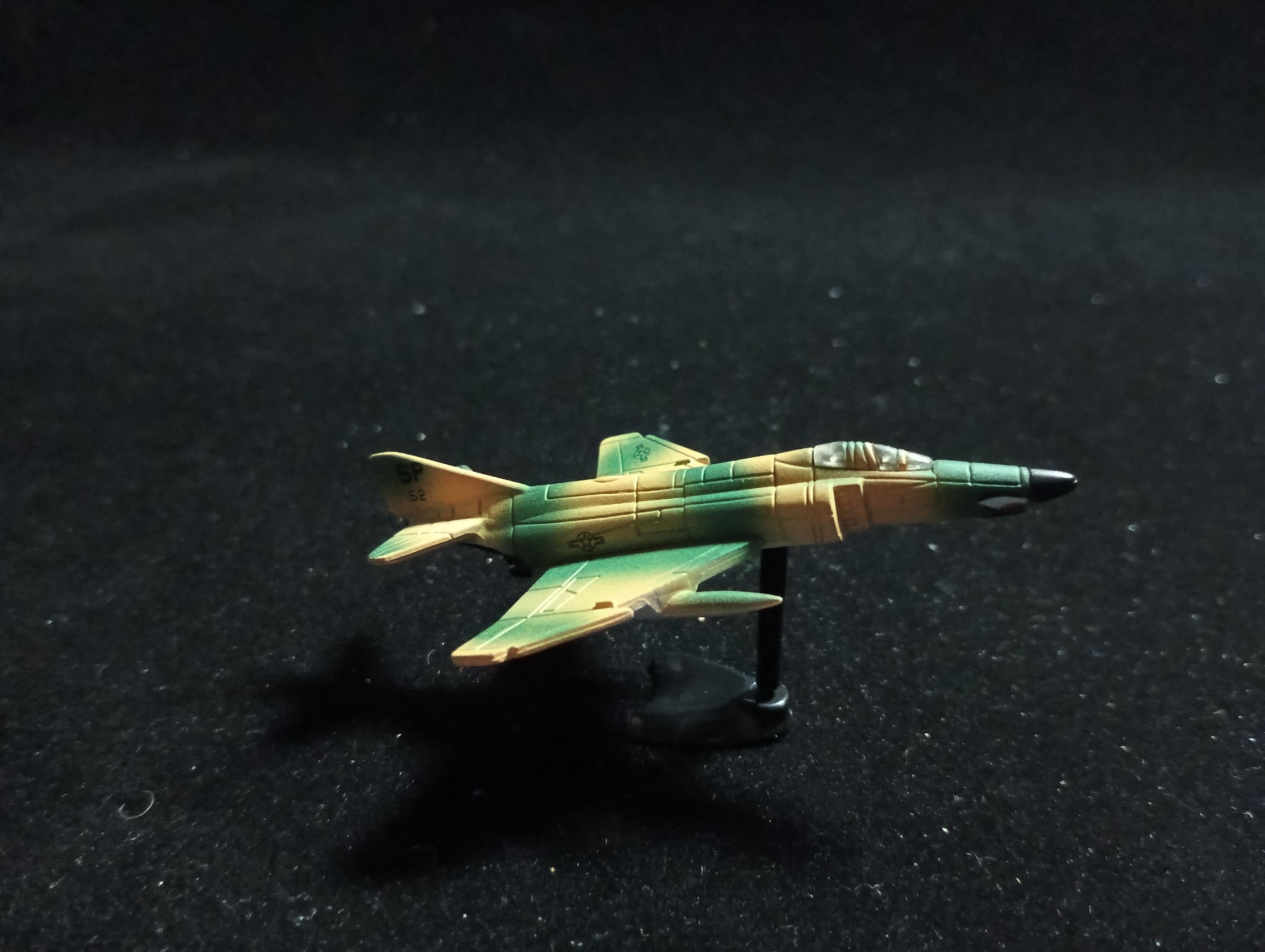 McDonnell Douglas F-4 Phantom II - Furuta Fighter Aircraft Vol.1 #4