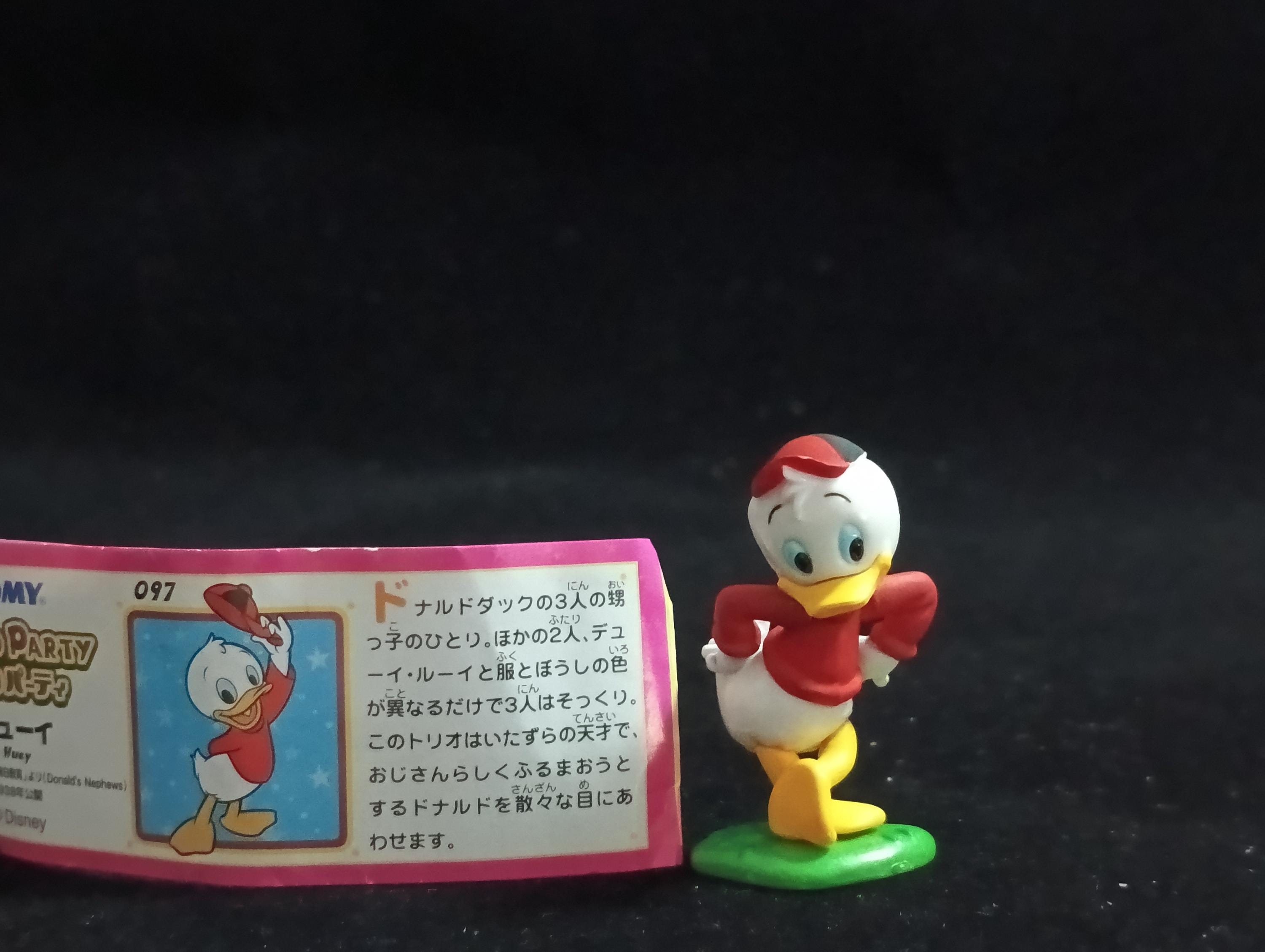 Miniature Disney Choco Party Ducktales Huey Figurine - Tomy