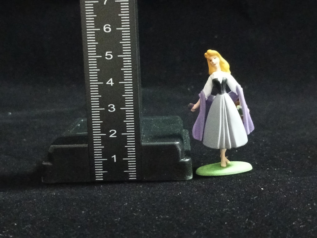 Miniature Disney Choco Party Princess Aurora sleeping beauty Figurine - Tomy