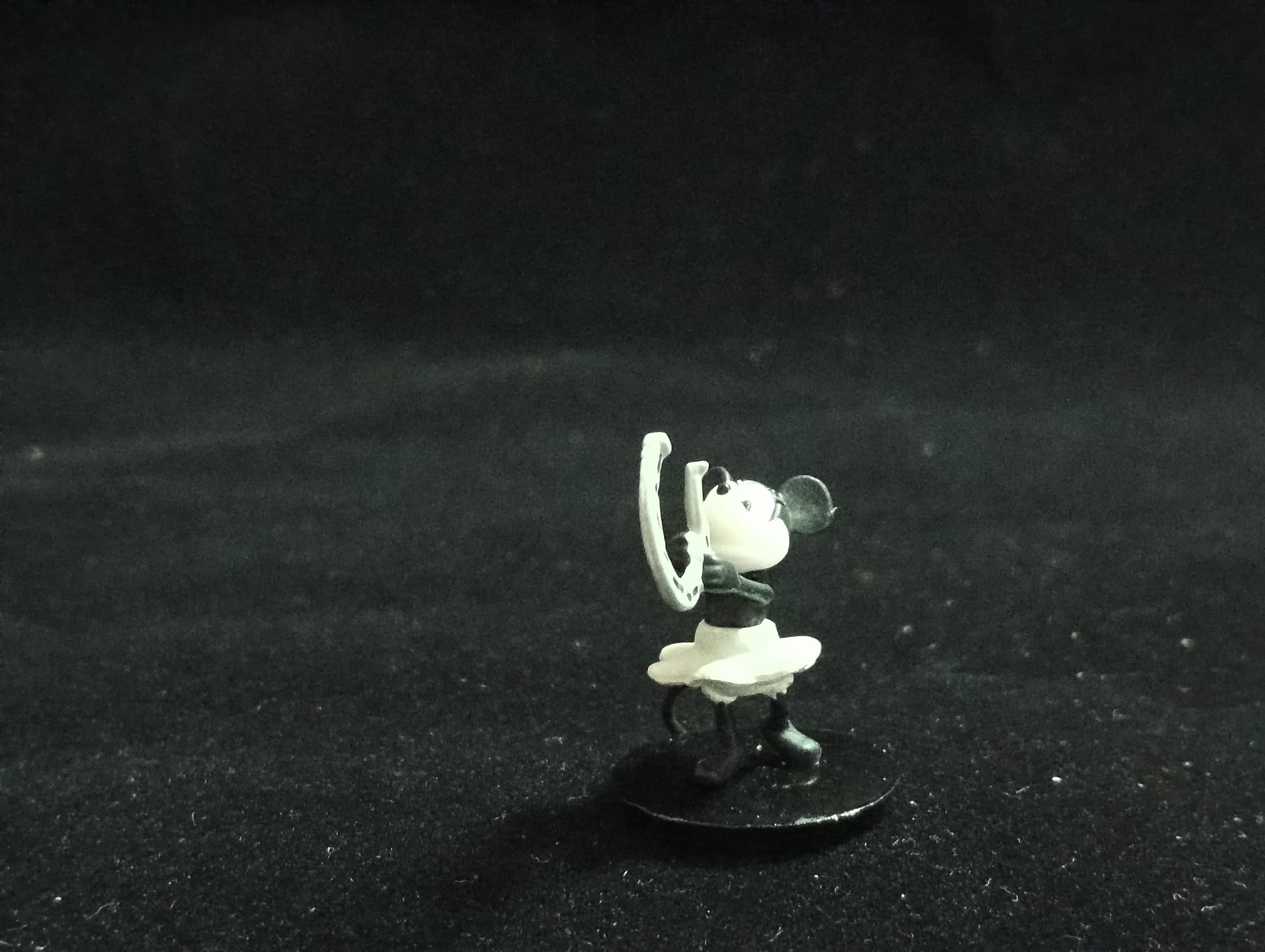 Miniature Disney Choco Party  Crazy Minnie Mouse Black White Tone Figurine - Tomy