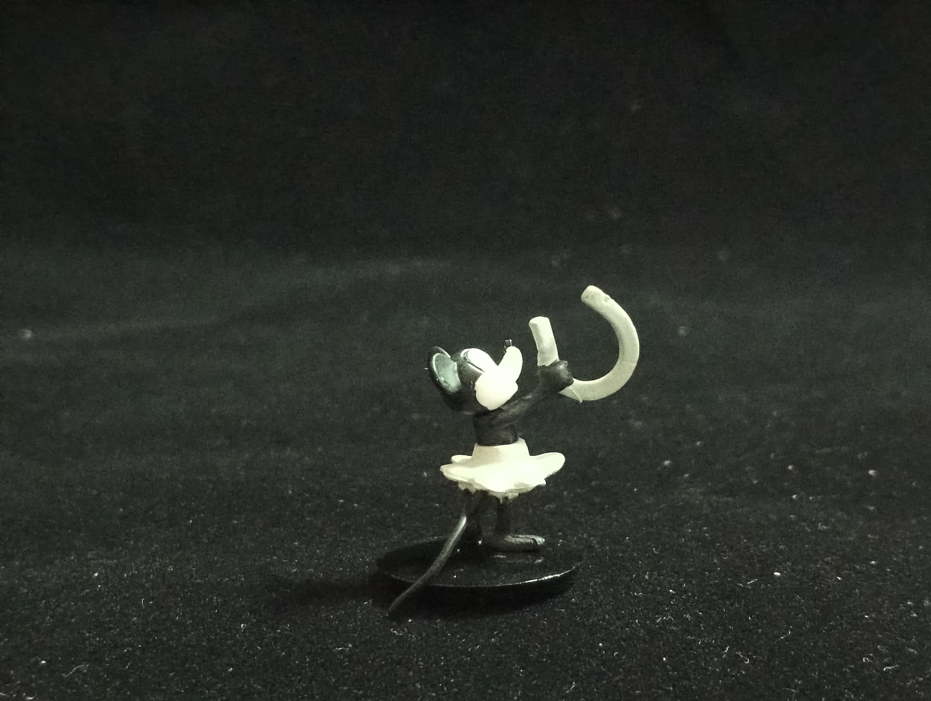 Miniature Disney Choco Party  Crazy Minnie Mouse Black White Tone Figurine - Tomy