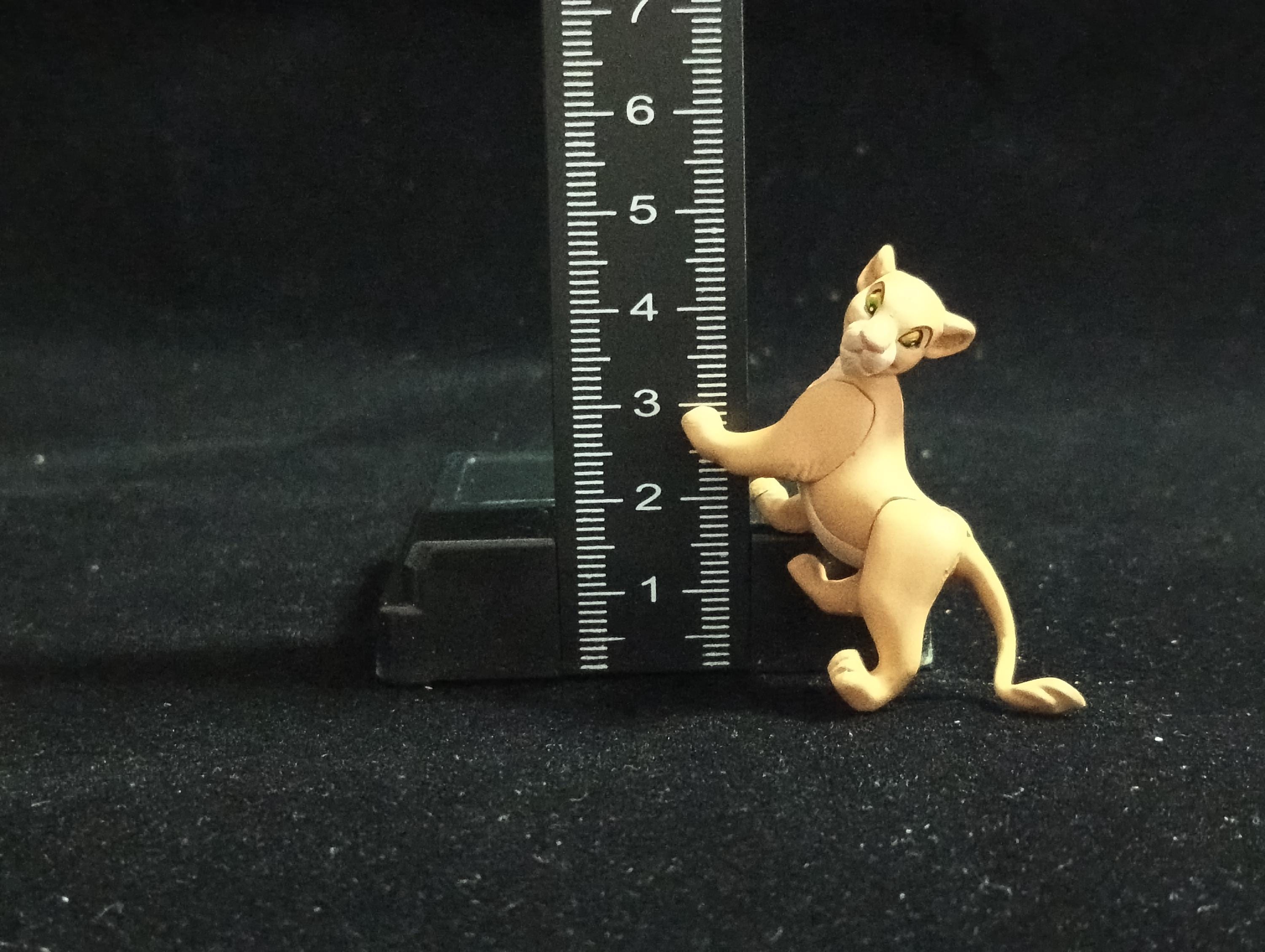 Miniature Disney Choco Party Nala THE LION KING Figurine - Tomy