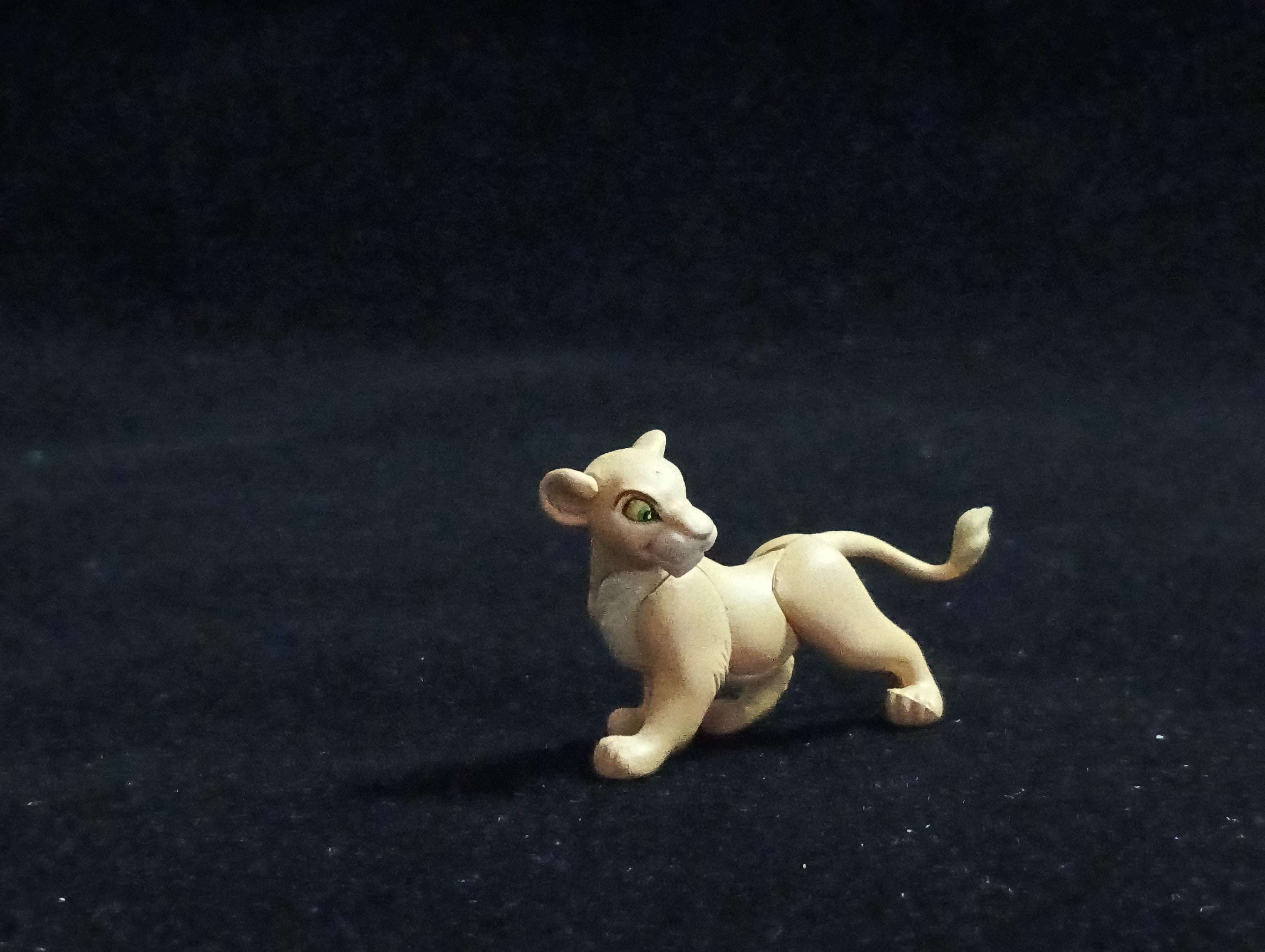 Miniature Disney Choco Party Nala THE LION KING Figurine - Tomy