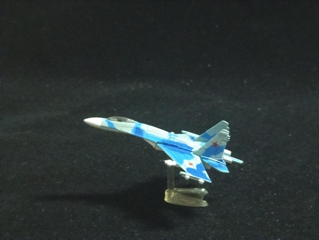 Sukhoi Su-27 Flanker  - Furuta Fighter Aircraft Vol.2 No.21