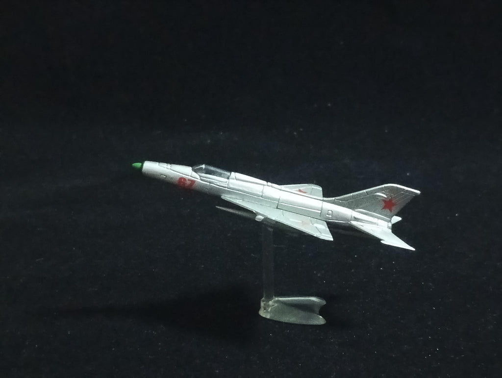 MAPO MiG-21 PF Fish Bed D - Furuta Fighter Aircraft Vol.2 No.30