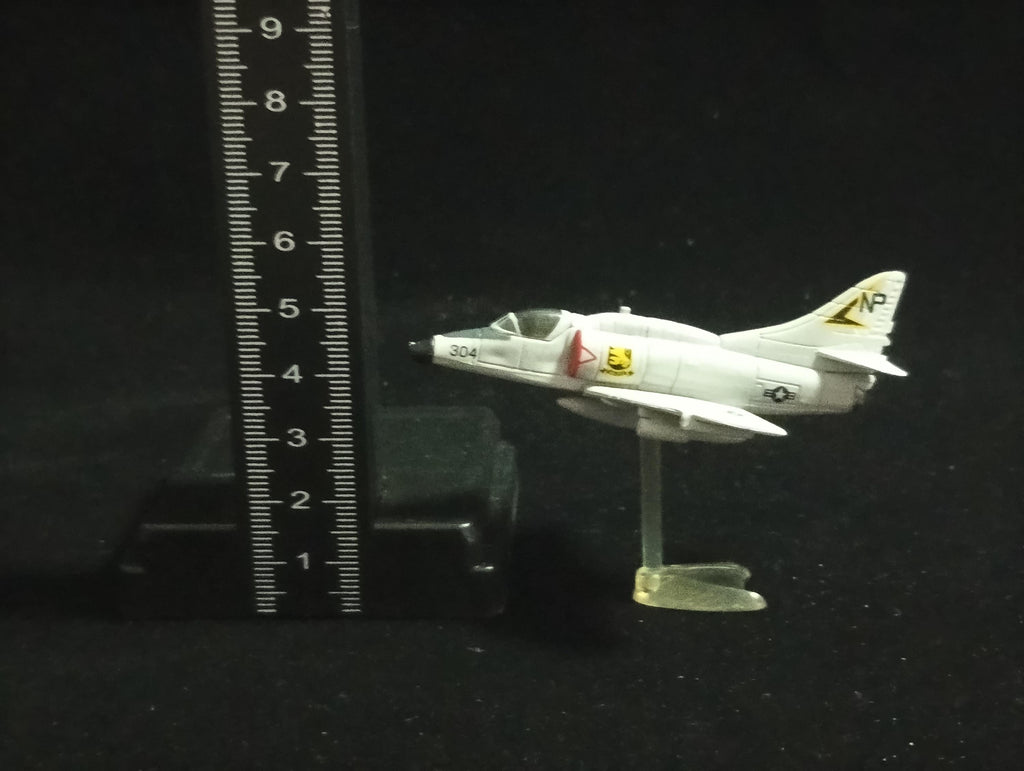 Douglas A-4E/F Skyhawk - Furuta Fighter Aircraft Vol.2 No.22