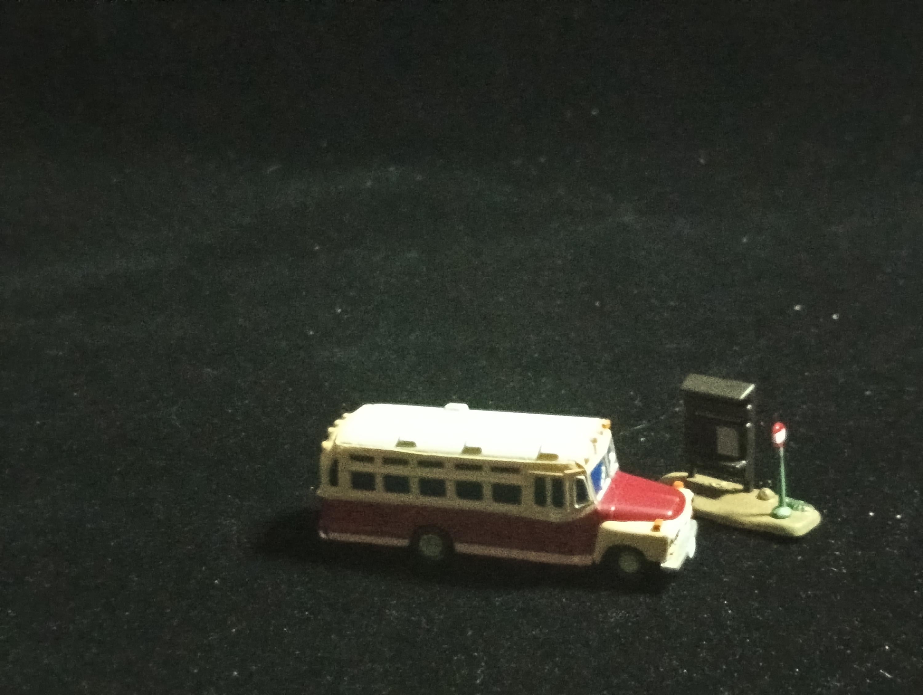 Time Slip Glico Vol. 1 Kaiyodo Figure Isuzu BXD30 Type Hood Bus