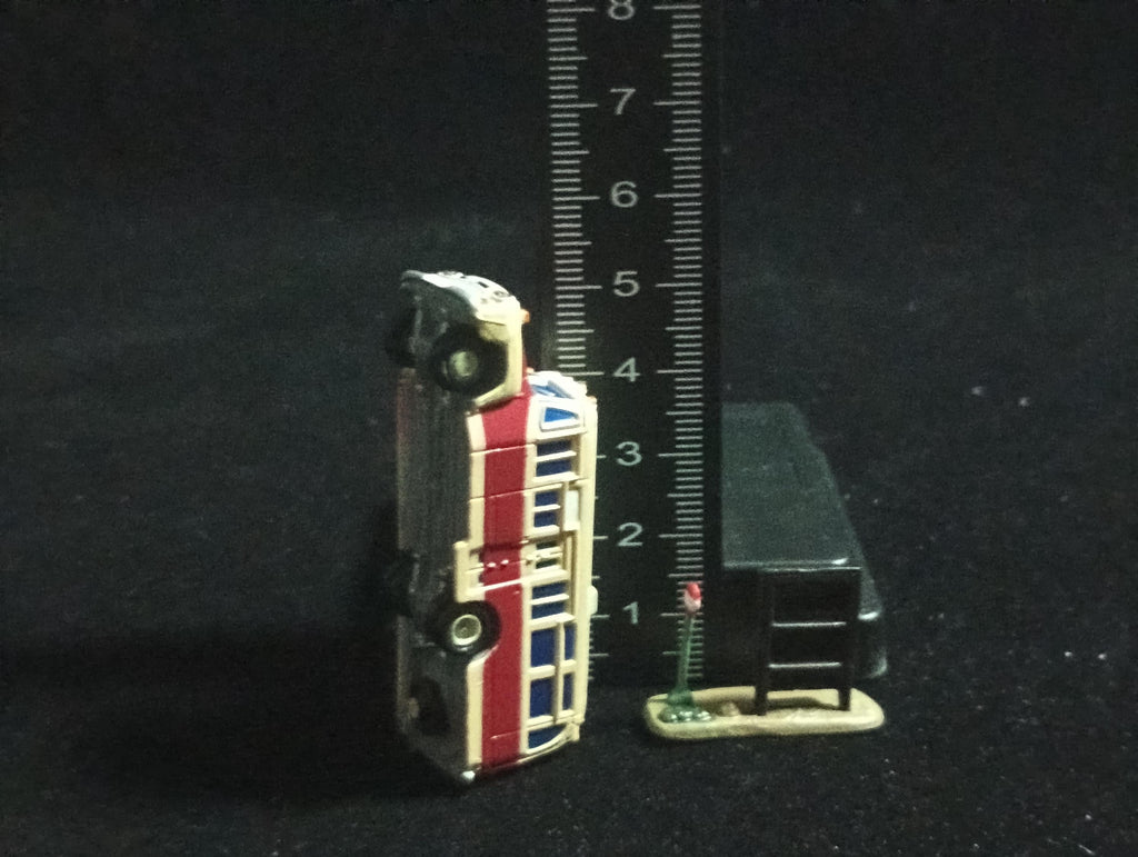 Time Slip Glico Vol. 1 Kaiyodo Figure Isuzu BXD30 Type Hood Bus