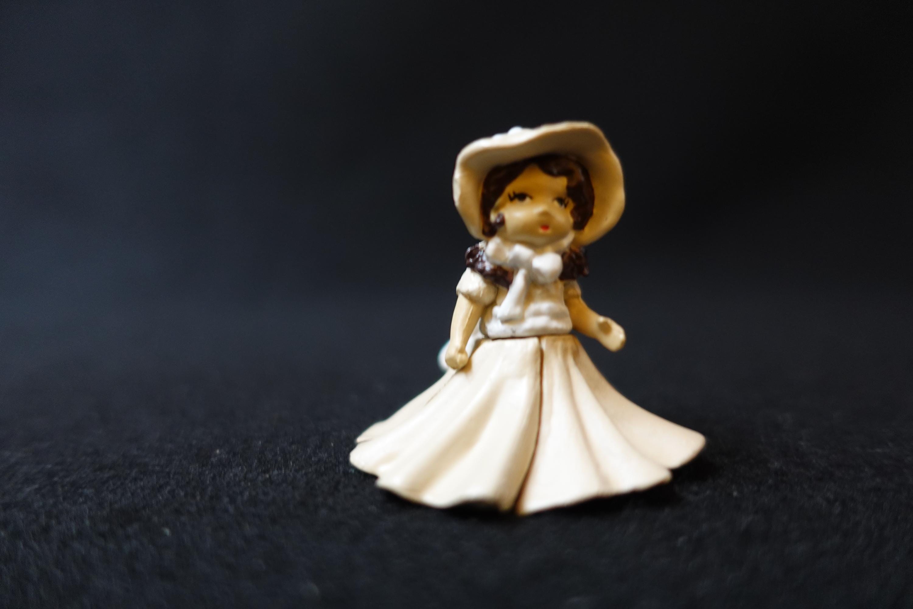 Miniature Bisque Doll Model Antique Doll Figure Furuta Fairy Tale Series 2