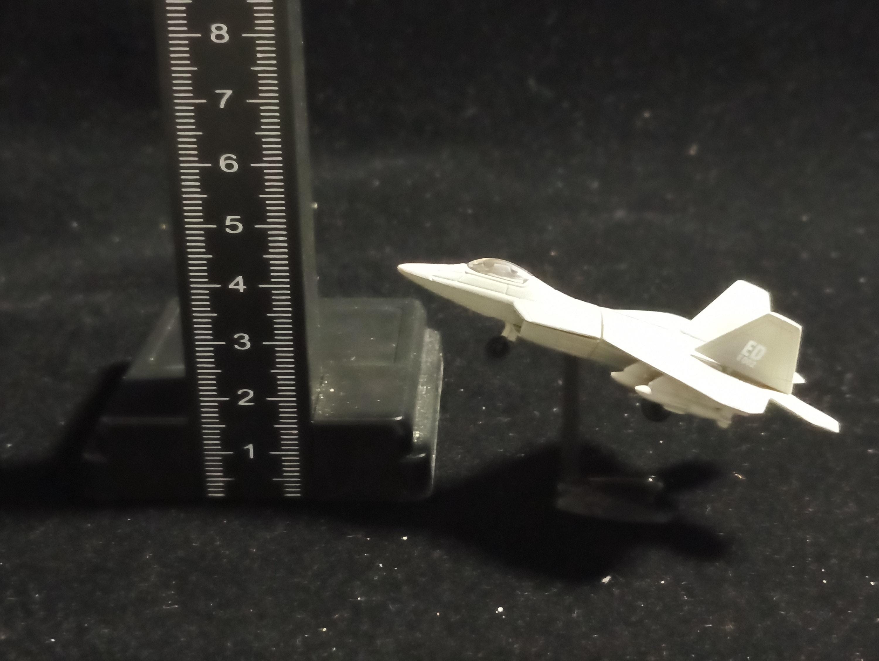 Lockheed F-22 Raptor - Furuta Fighter Aircraft Special Edition #124