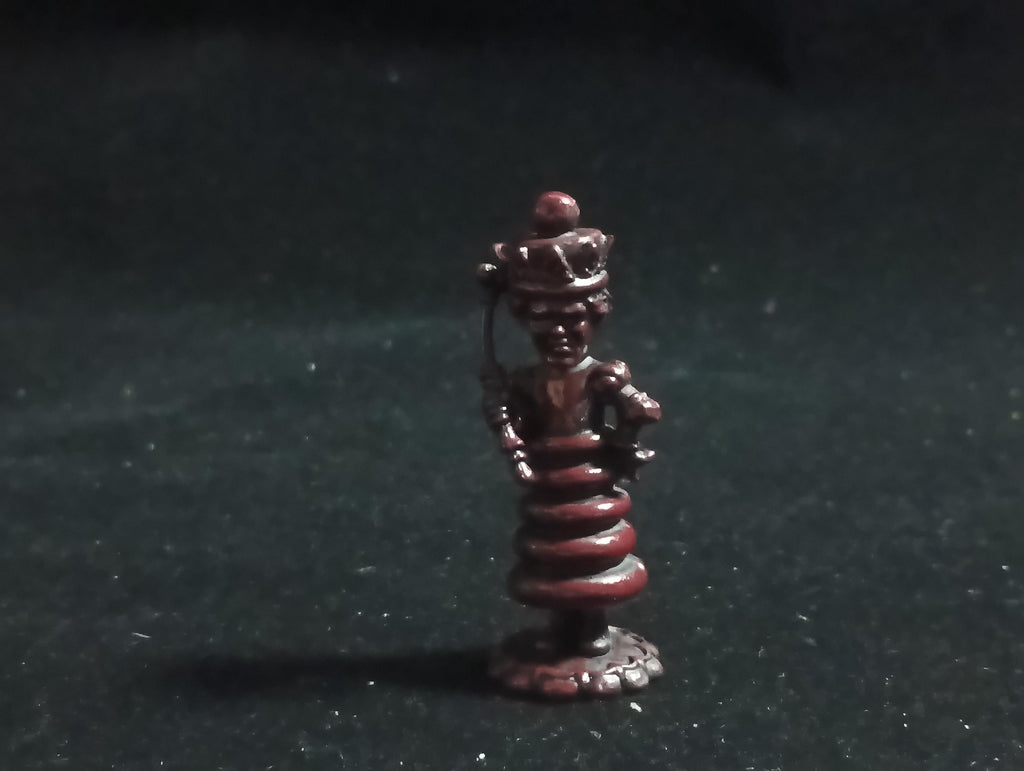 Kaiyodo Alice in Wonderland Red Queen mini figure Vintage 2002 Kaiyodo