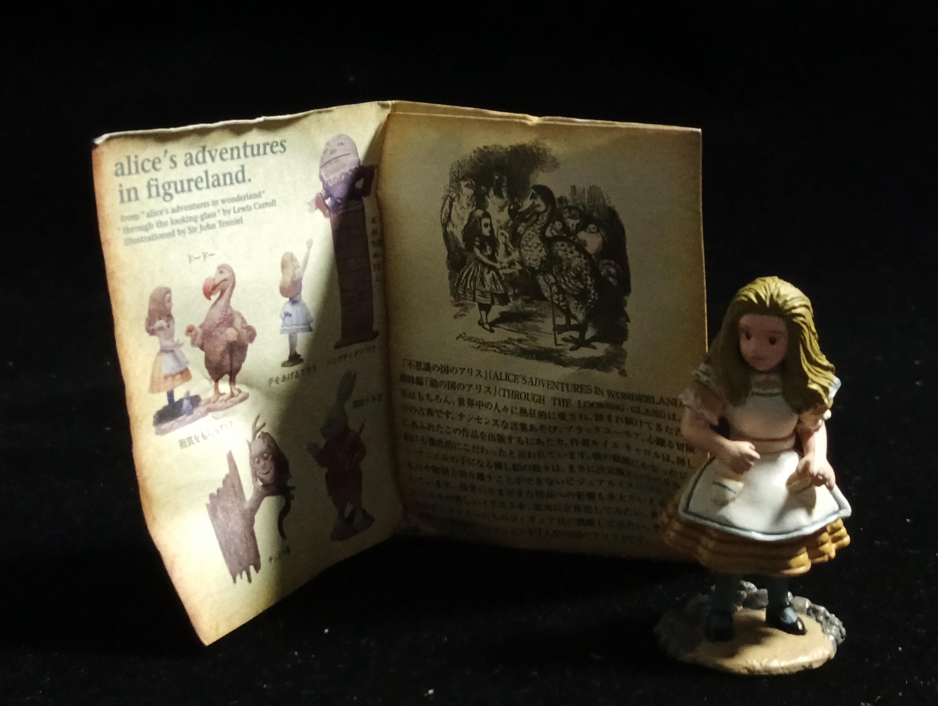Kaiyodo Alice in Wonderland Alice mini figure Vintage 2002 Kaiyodo