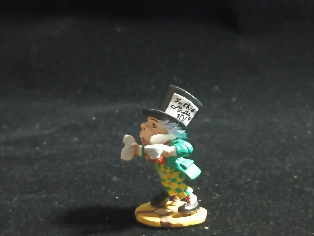 Kaiyodo Alice in Wonderland Frog MAD HATTER mini figure Vintage 2002 Kaiyodo