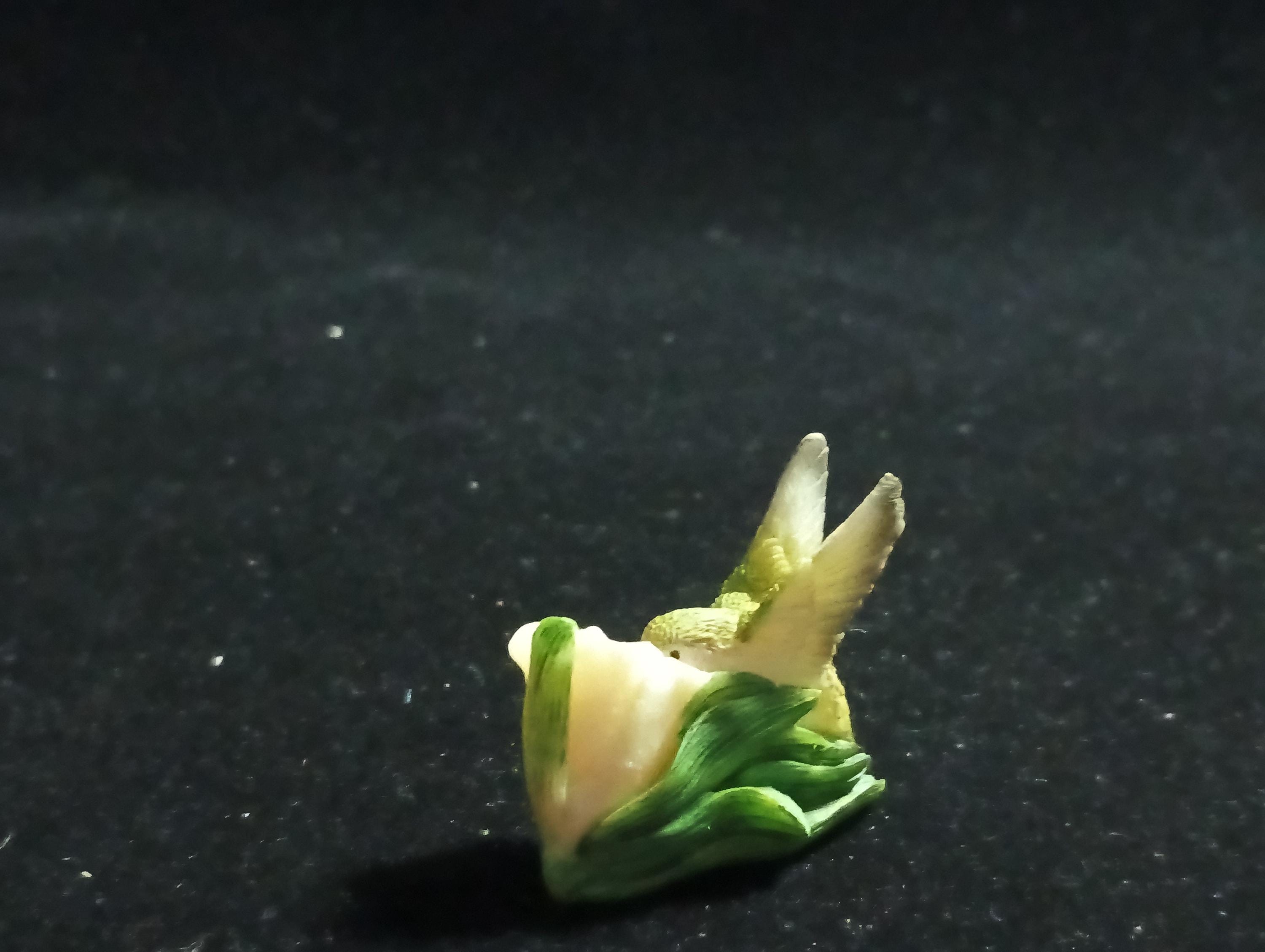 Kabaya Japan Exclusive Miniature Hummingbird