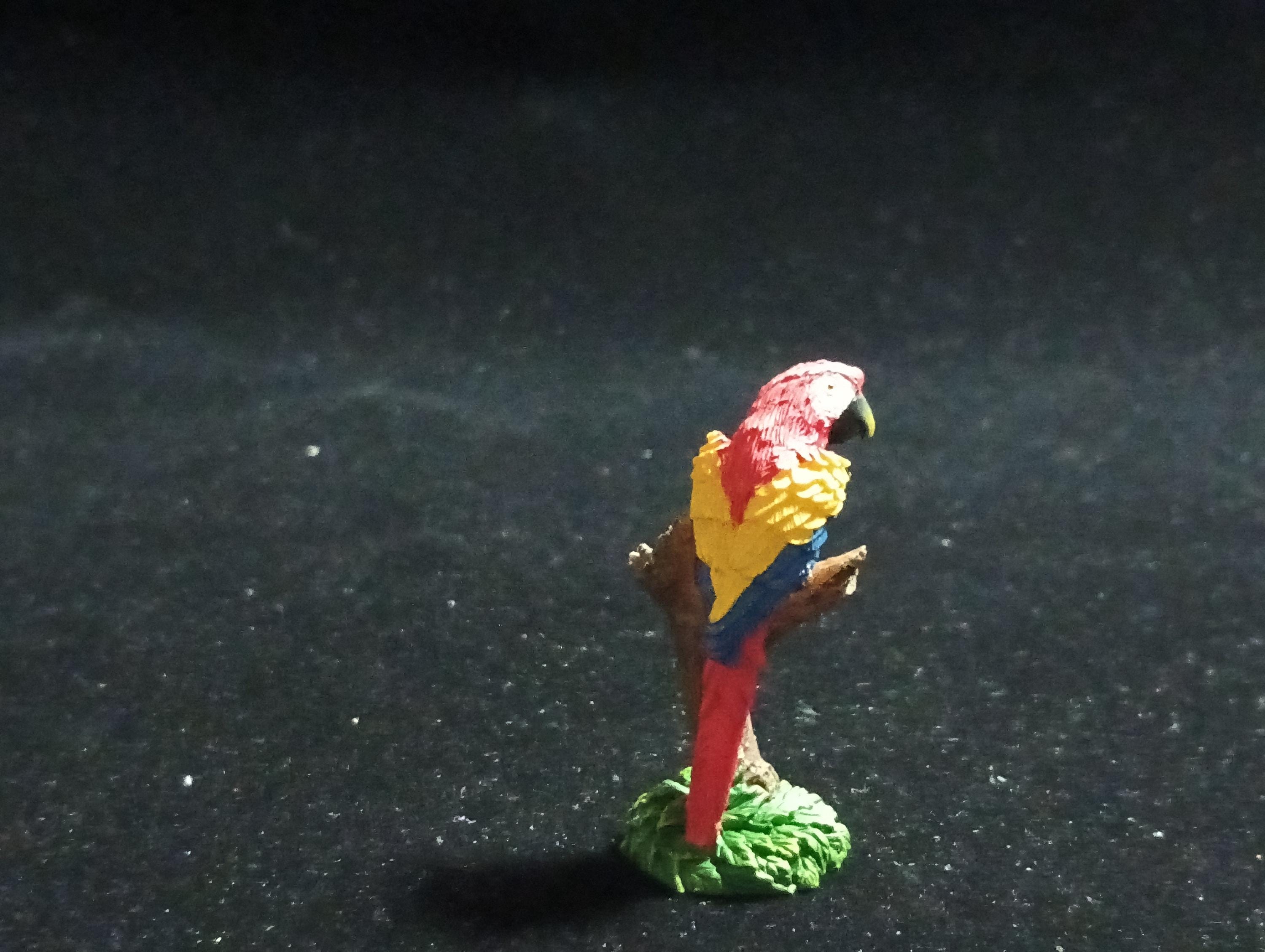 The Mysterious of Amazon  Japan Exclusive Miniature - Scarlet Macaw Kabaya 2003