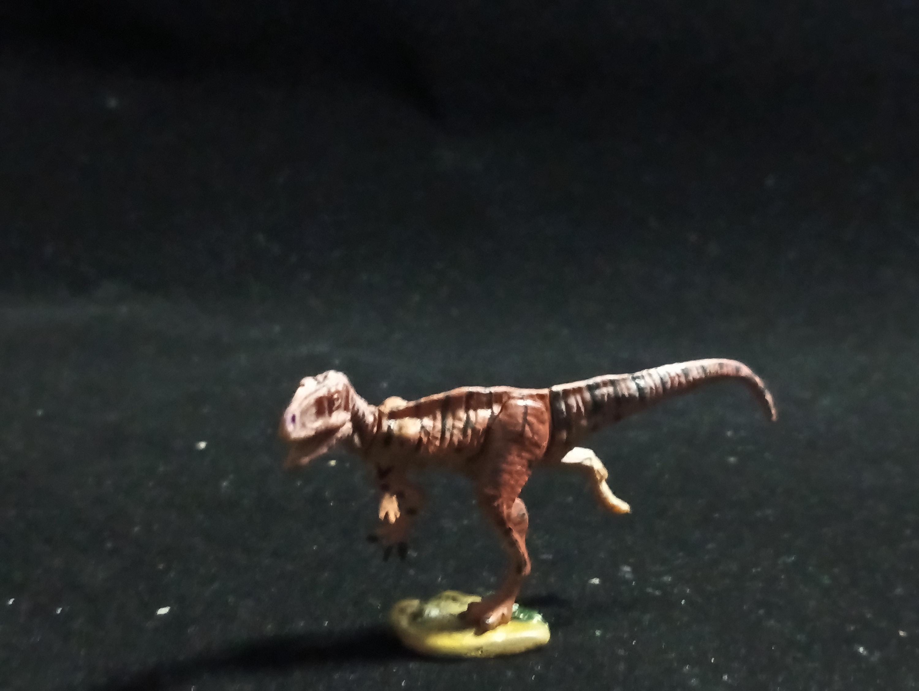 Miniature Dinosaur Fukuiraptor Figure Figurine -  Furuta