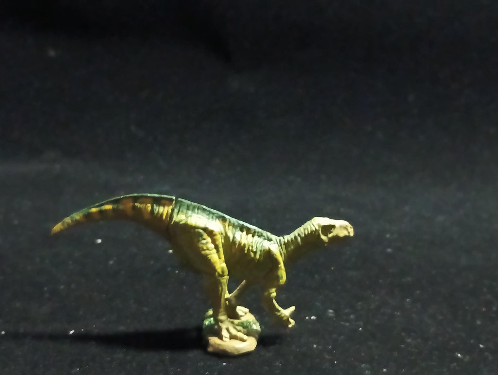 Miniature Dinosaur Iguanodon Figure Figurine -  Furuta