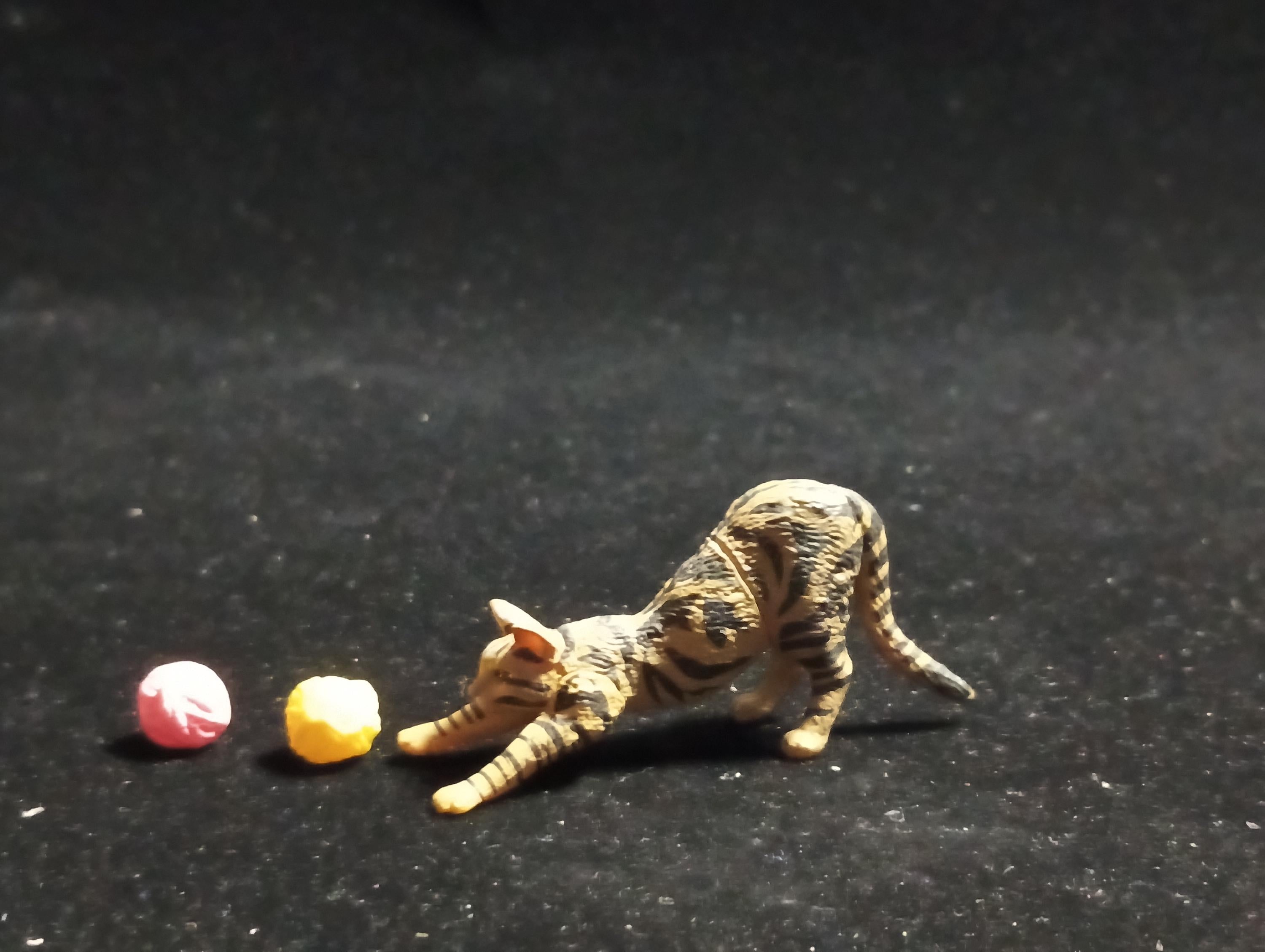 Miniature I Love Pet! American Shorthair(Brown) Figurine -  Furuta