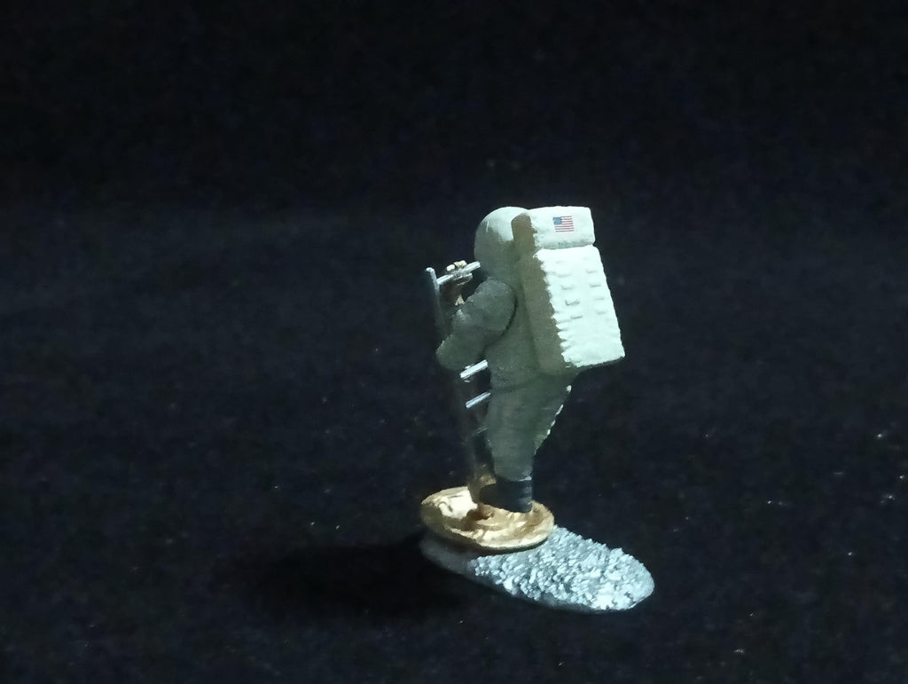 Miniature Space NASA Astronaut on Ladder FURUTA #05