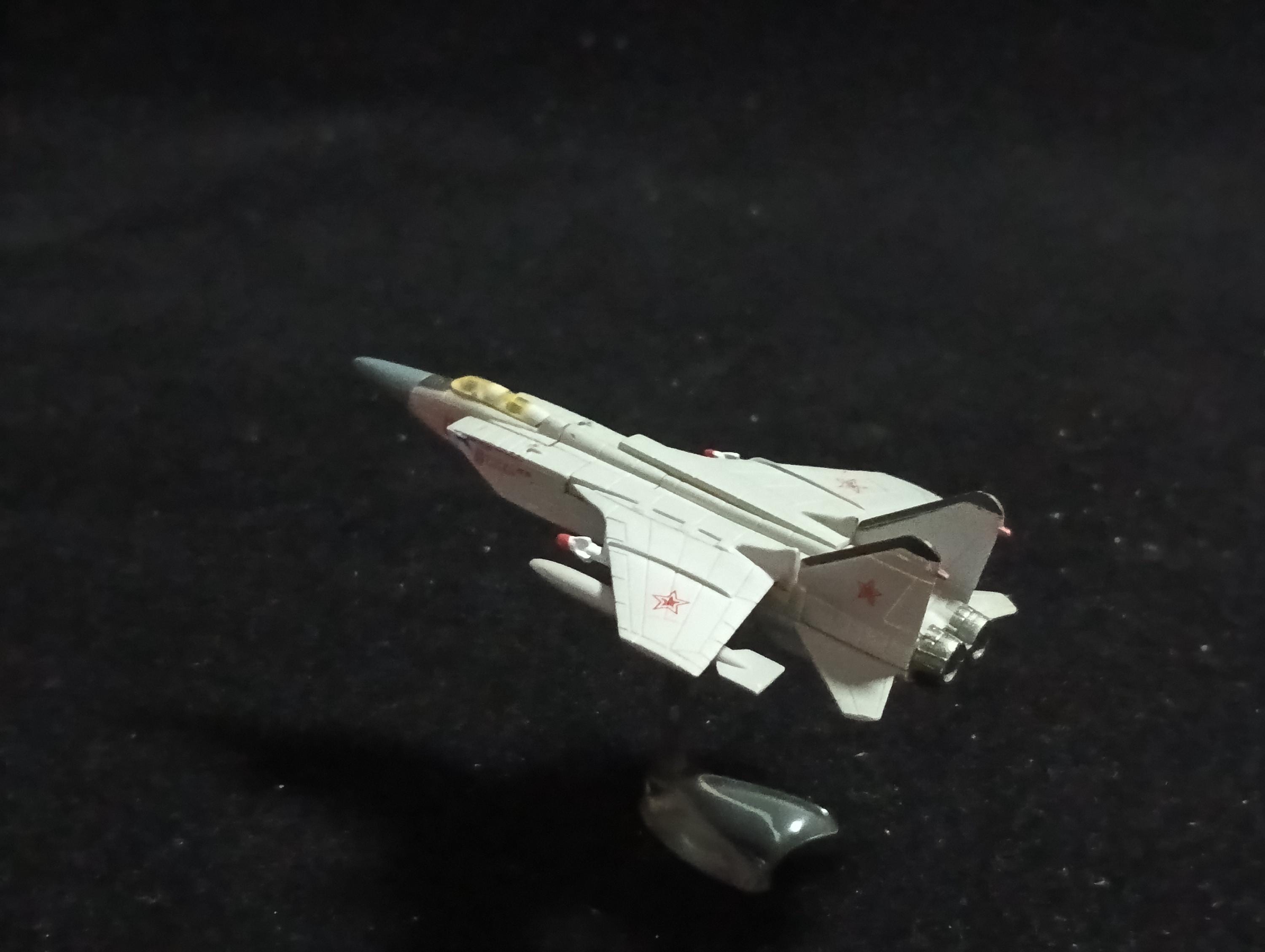 Mikoyan MiG-31 Foxhound - Furuta Fighter Aircraft Vol.3 No.43