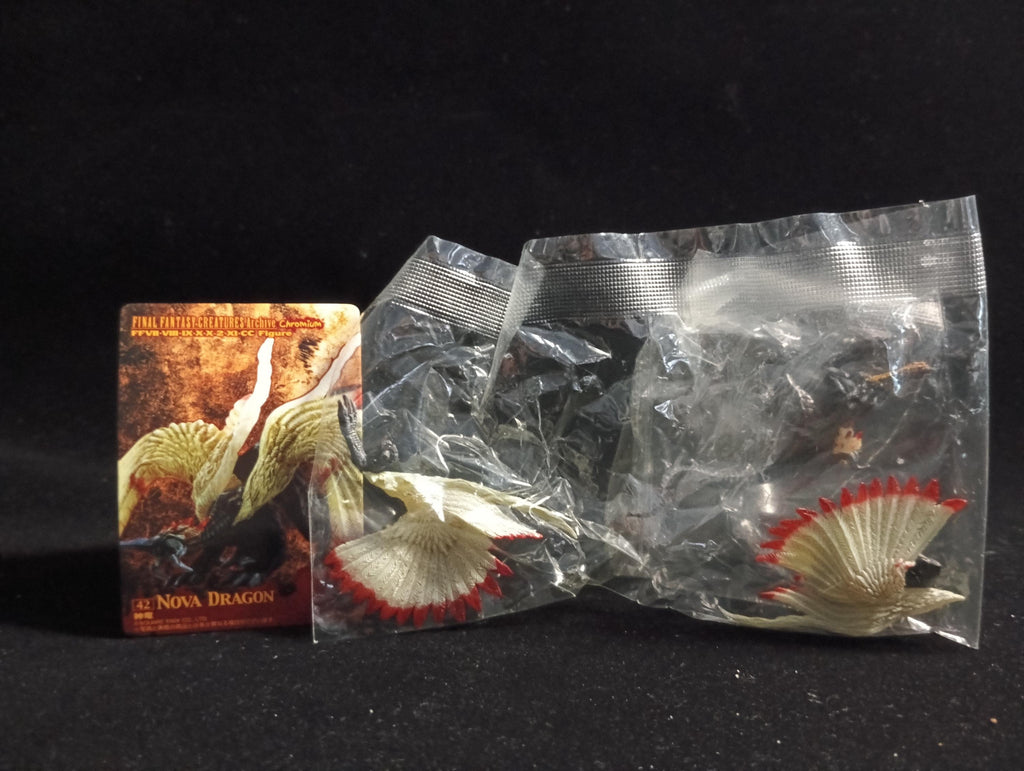 Square Enix Final Fantasy Creatures Figure Nova Dragon