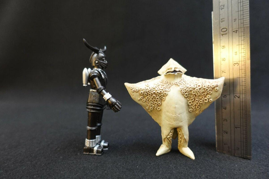 Furuta Johnny Sokko and His Flying Robot Figure Giant Torozon Vs Scaleon