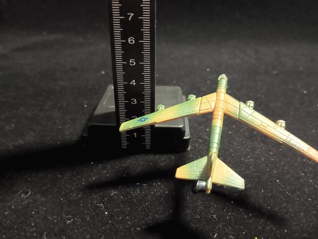 Boeing B-52 Stratofortress- Furuta Fighter Aircraft Vol.1 #16