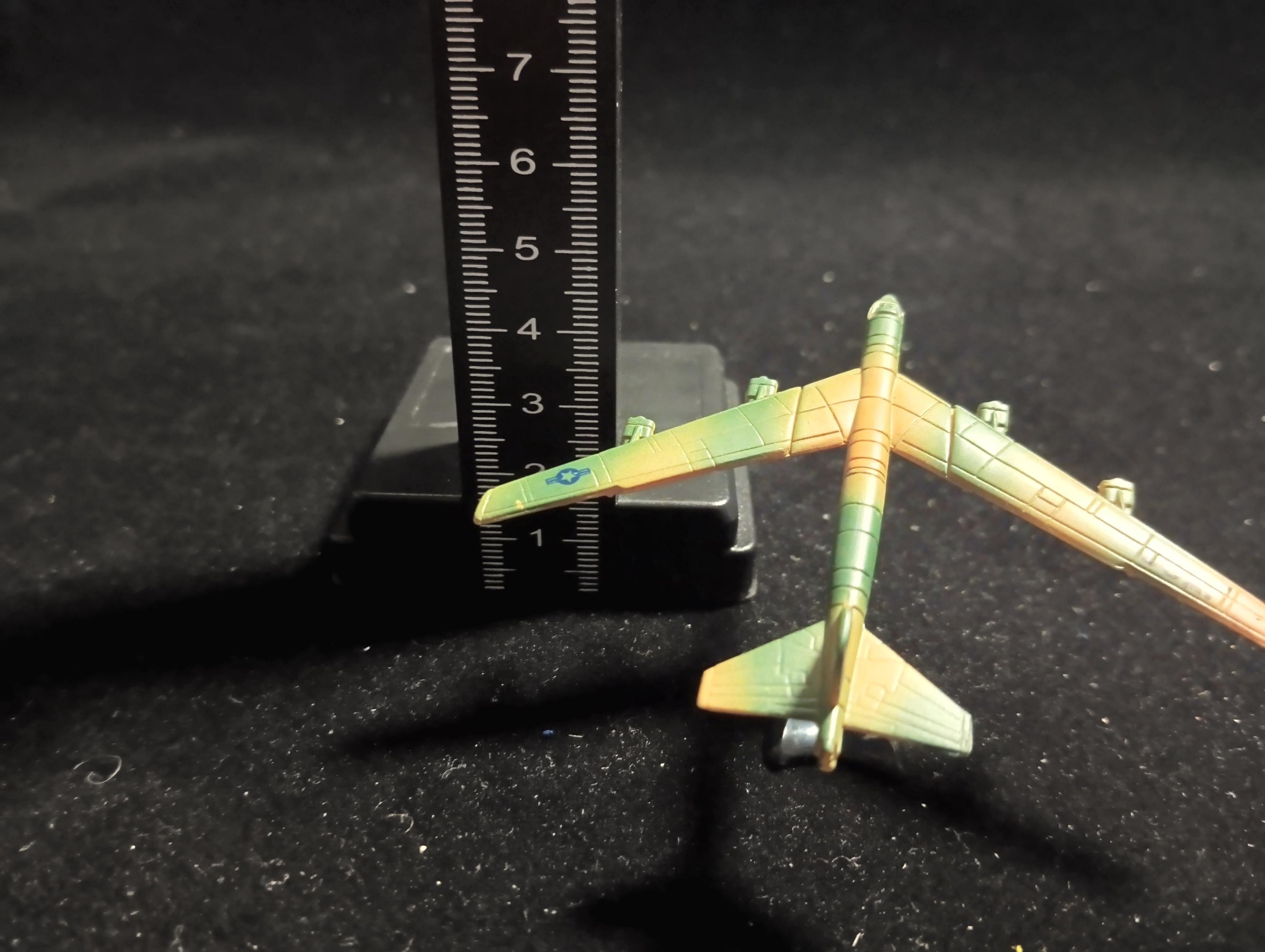 Boeing B-52 Stratofortress- Furuta Fighter Aircraft Vol.1 #16
