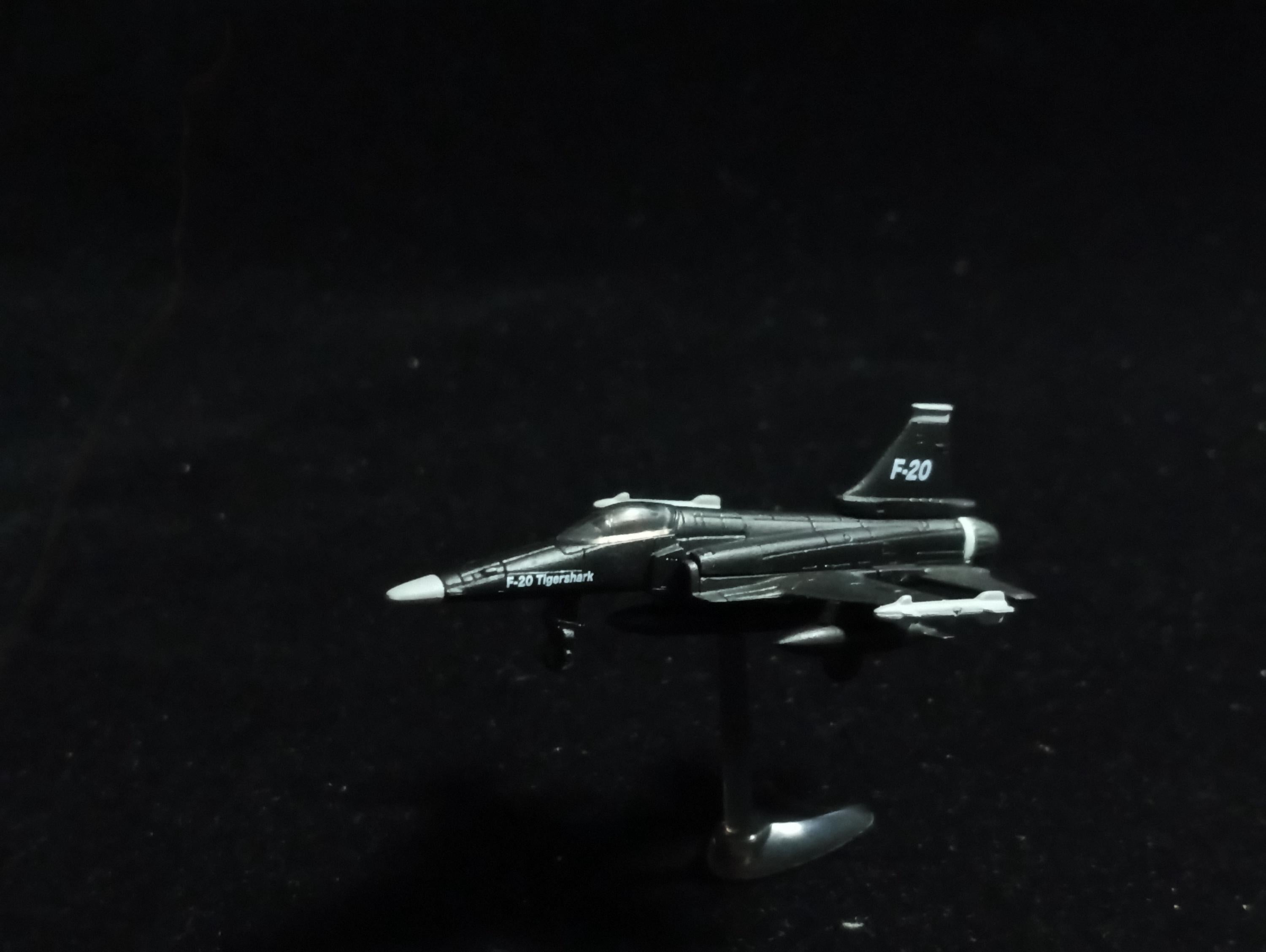 Northrop F-20 Tigershark - Furuta Fighter Aircraft Special Edition #122