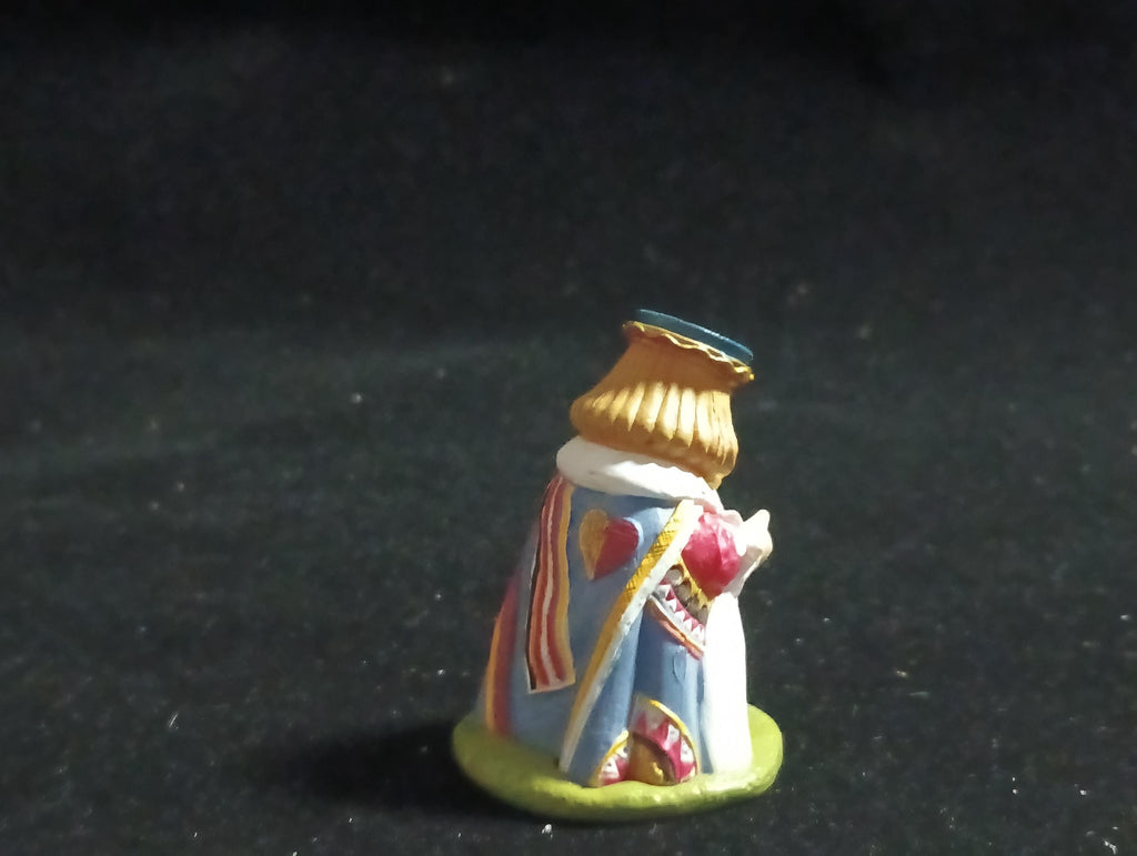 Kaiyodo Alice in Wonderland King of Hearts mini figure Vintage 2002 Kaiyodo