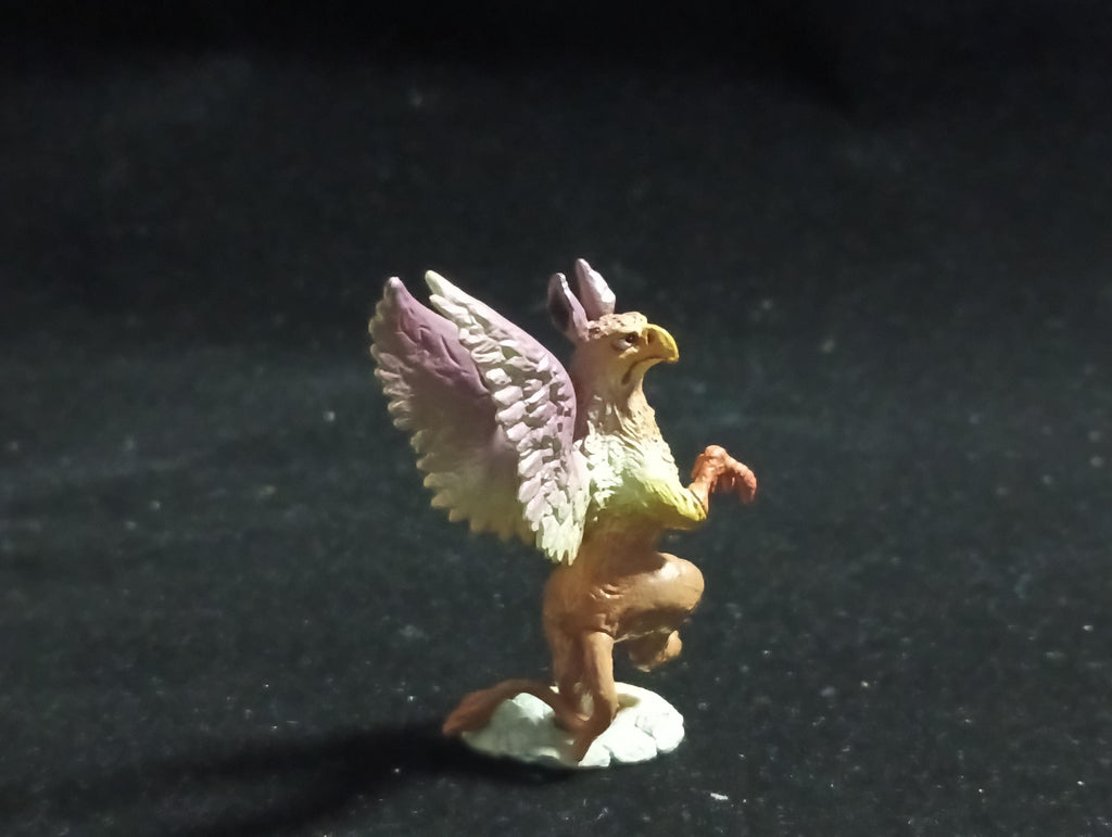 Kaiyodo Alice in Wonderland Gryphon mini figure Vintage 2002 Kaiyodo