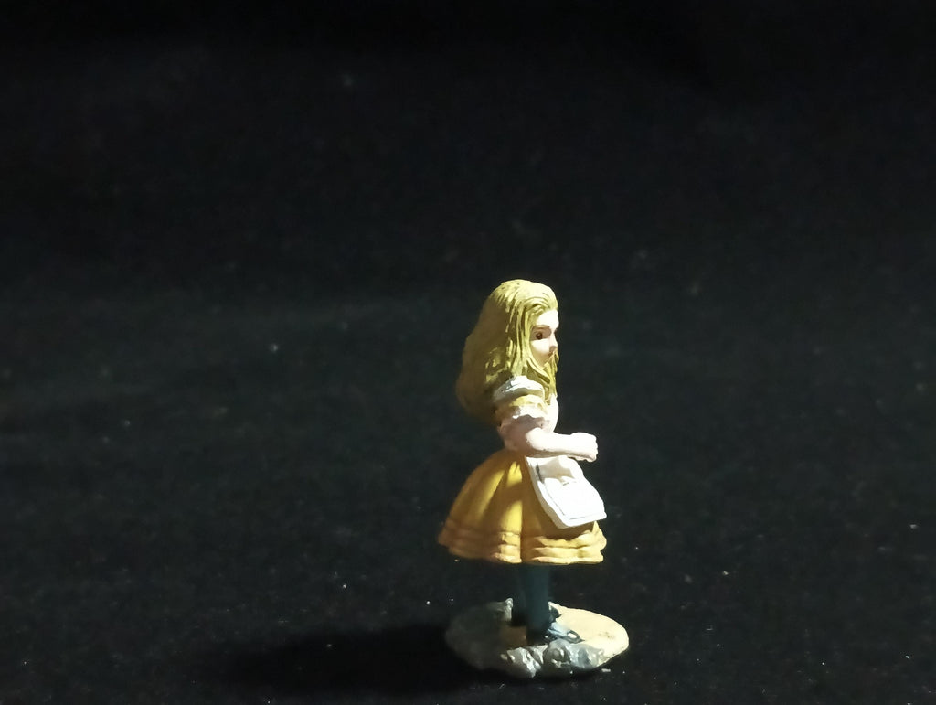 Kaiyodo Alice in Wonderland Alice mini figure Vintage 2002 Kaiyodo