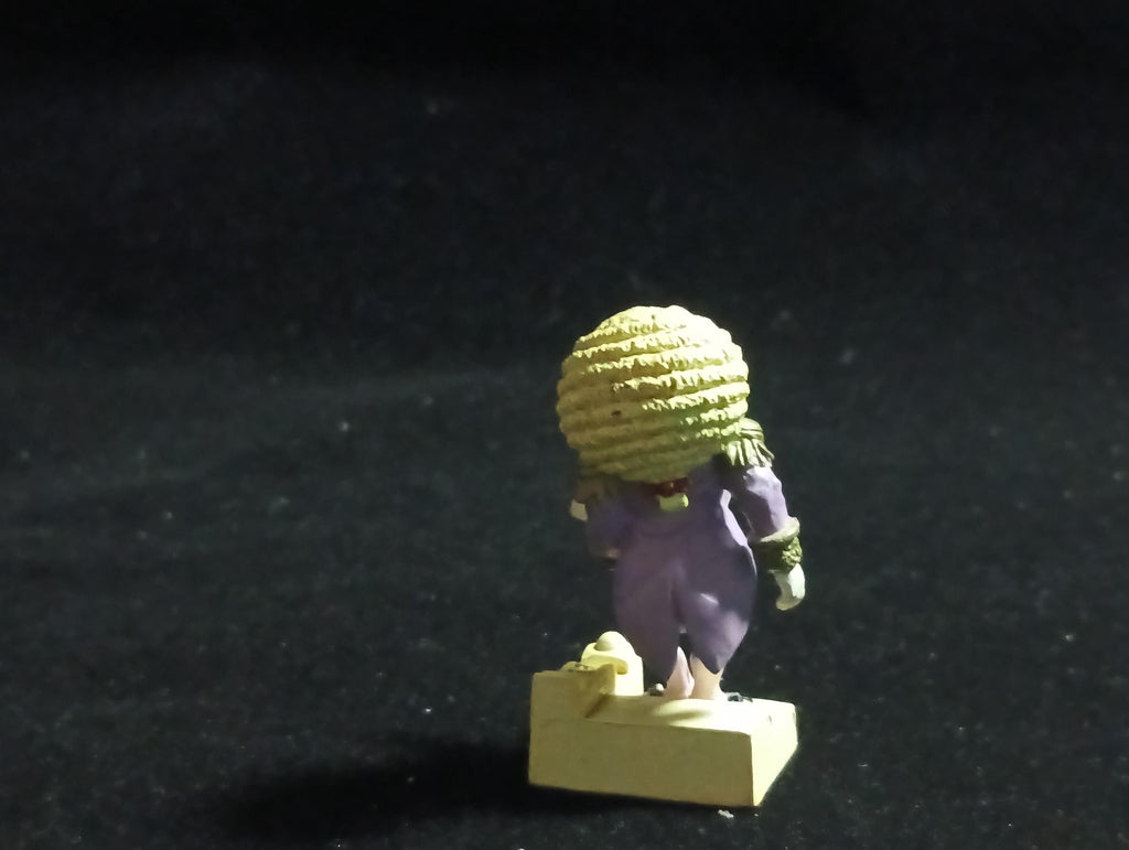 Kaiyodo Alice in Wonderland Frog Servant with Letter mini figure Vintage 2002 Kaiyodo