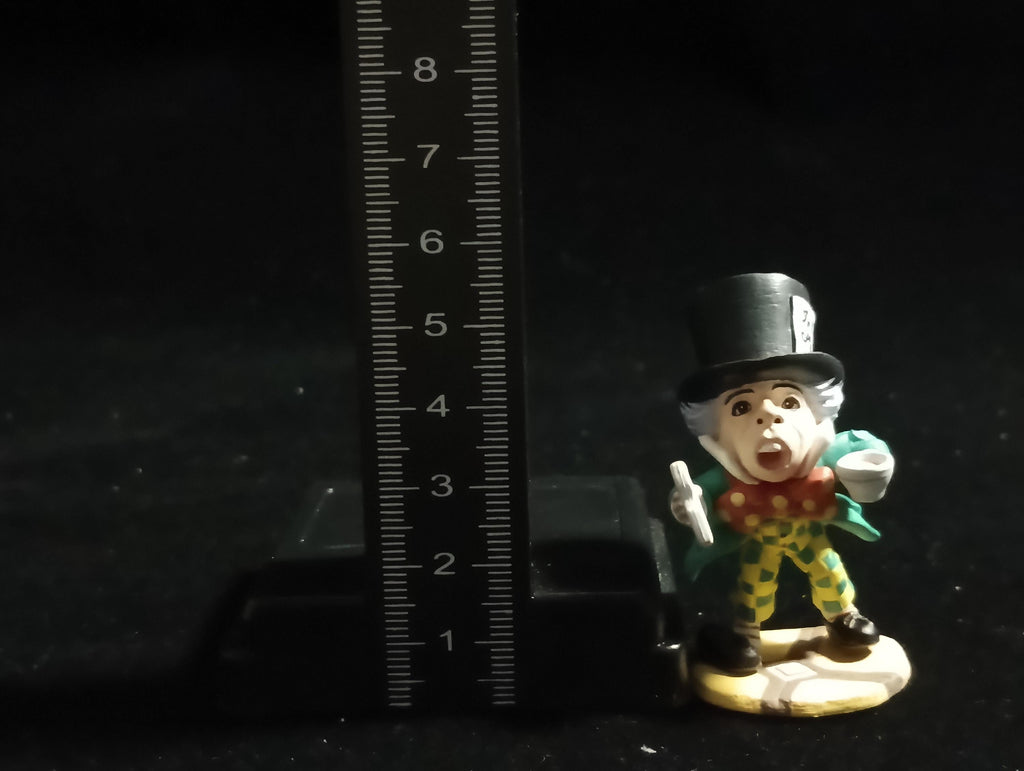 Kaiyodo Alice in Wonderland Frog MAD HATTER mini figure Vintage 2002 Kaiyodo