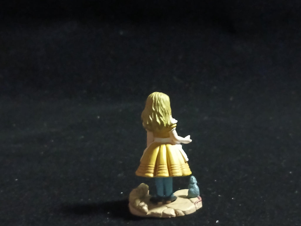 Alice In Wonderland Alice and Mouse mini figure Vintage 2002 Kaiyodo