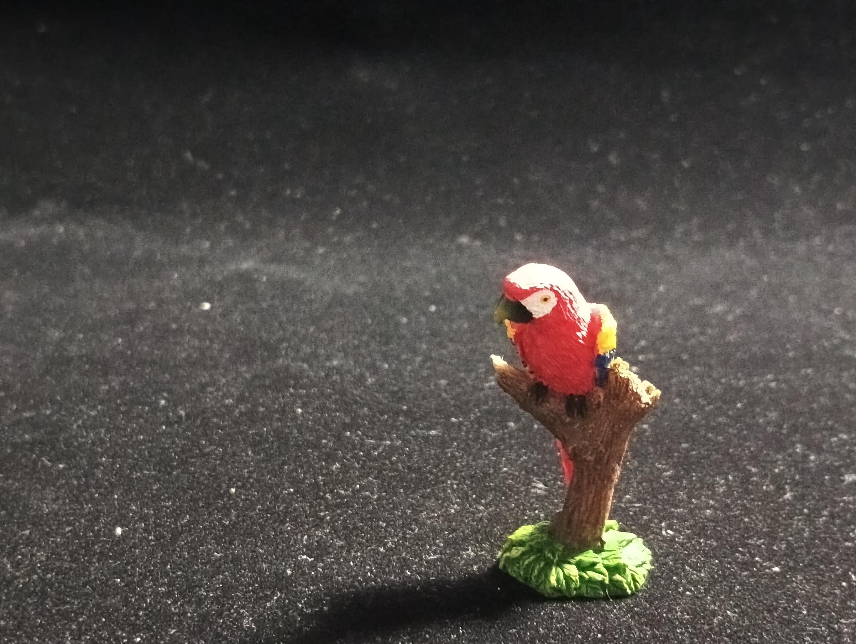 The Mysterious of Amazon  Japan Exclusive Miniature - Scarlet Macaw Kabaya 2003