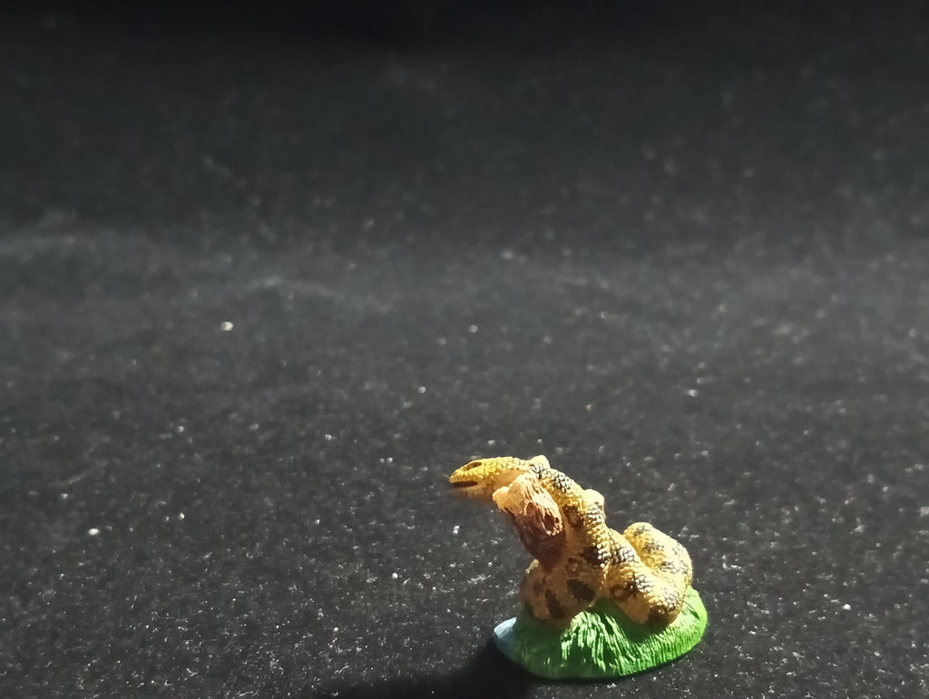 The Mysterious of Amazon Japan Exclusive Miniature - Anaconda Kabaya 2003