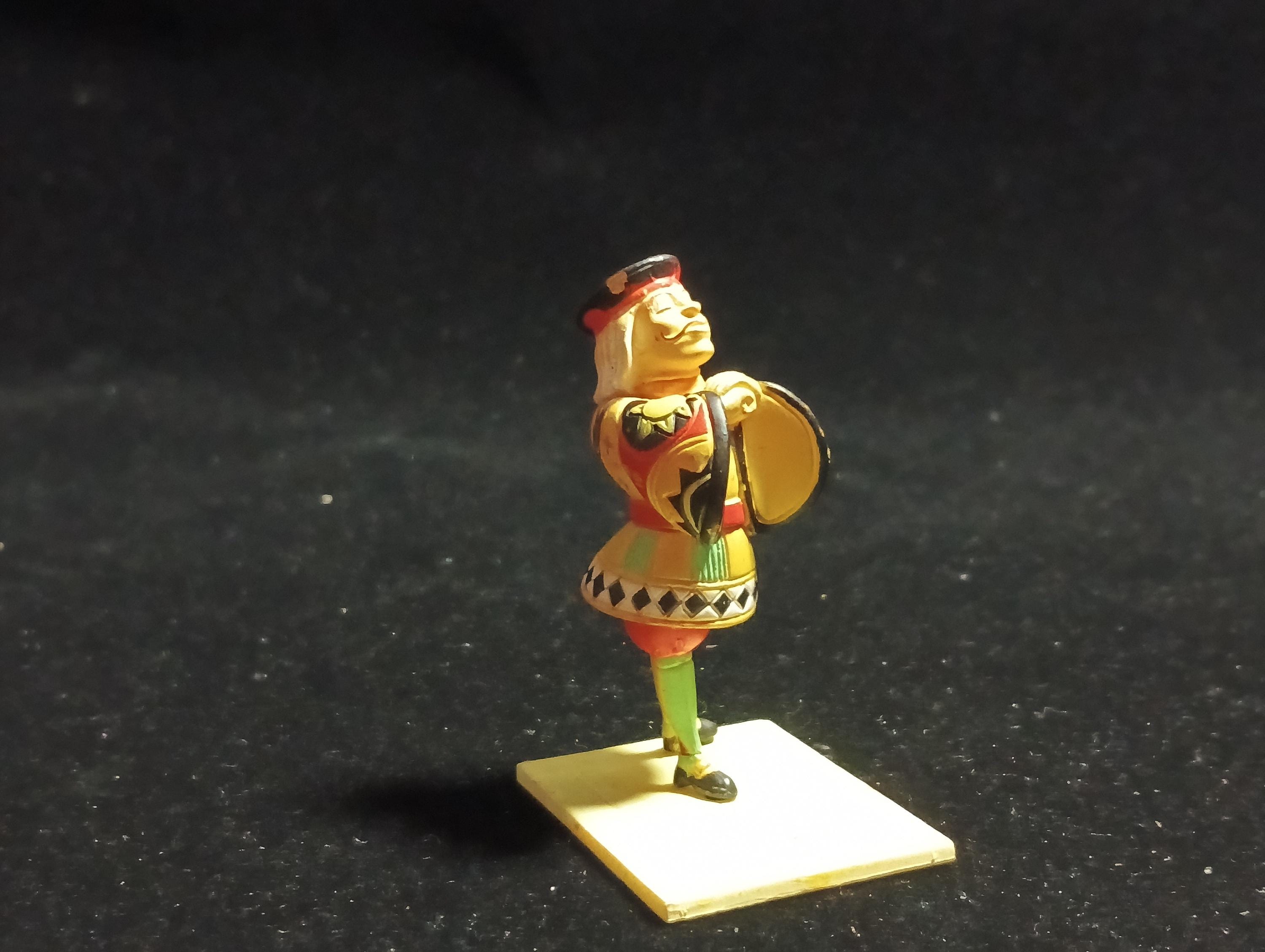 Kaiyodo Alice in Wonderland KNAVE OF HEARTS mini figure Vintage 2003 Kaiyodo