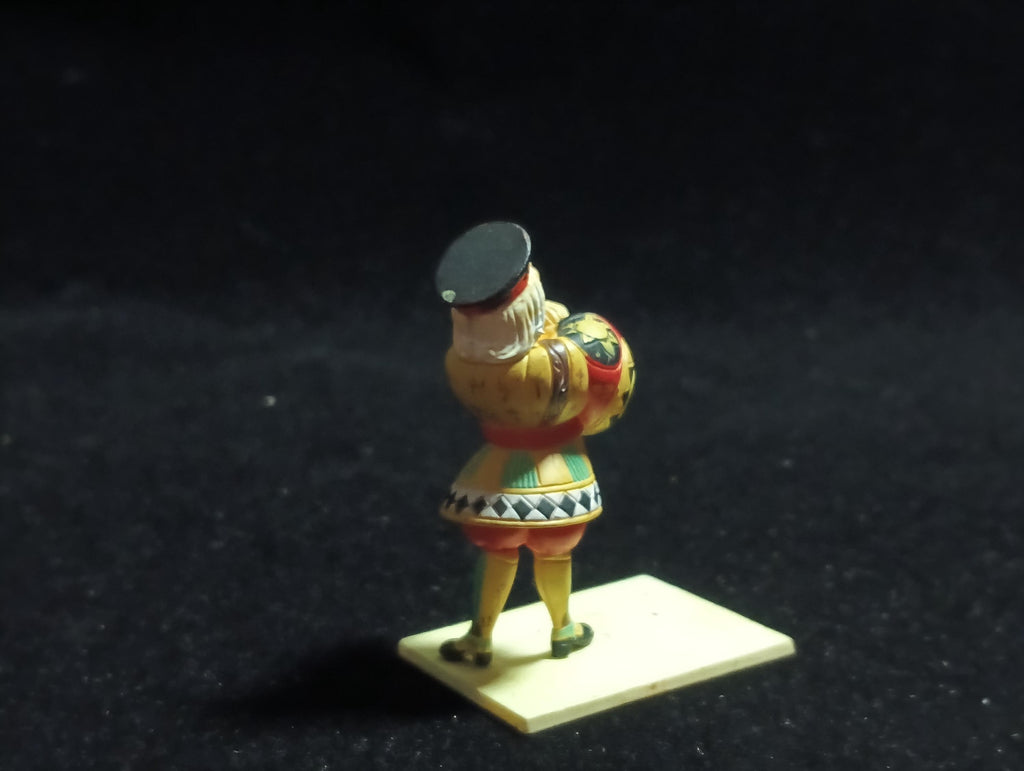 Kaiyodo Alice in Wonderland KNAVE OF HEARTS mini figure Vintage 2003 Kaiyodo