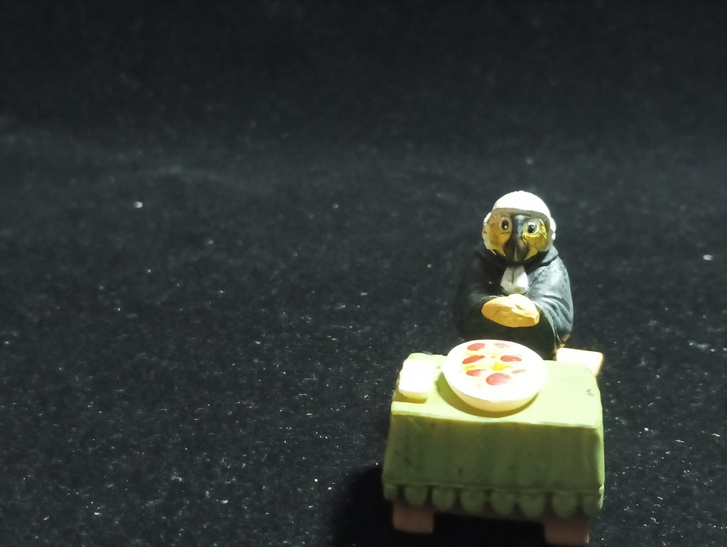 Kaiyodo Alice in Wonderland Bird Resident mini figure Vintage 2003 Kaiyodo