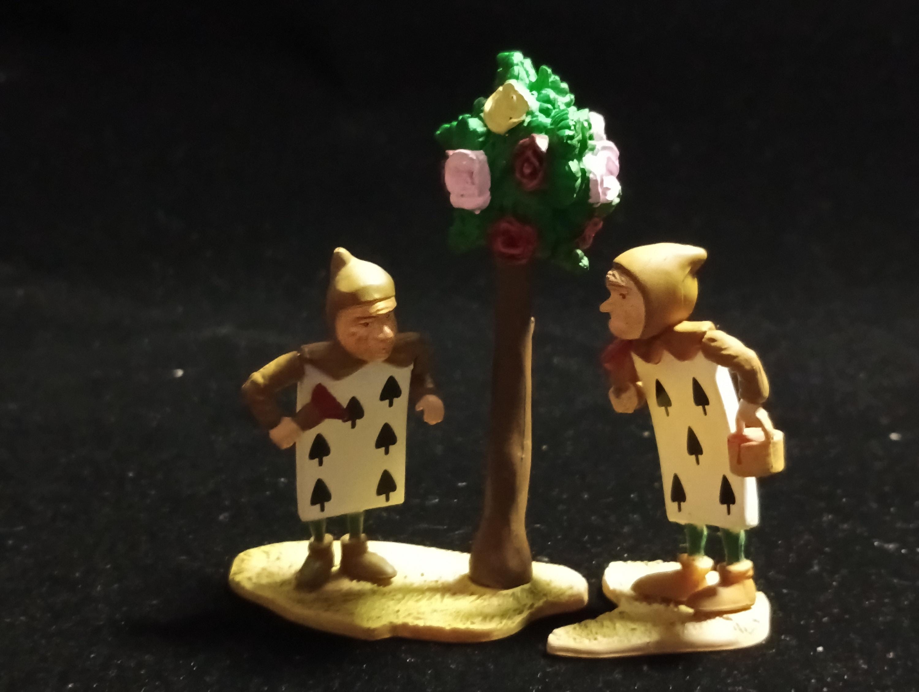 Kaiyodo Alice in Wonderland SPADES PAINTER mini figure Vintage 2003 Kaiyodo
