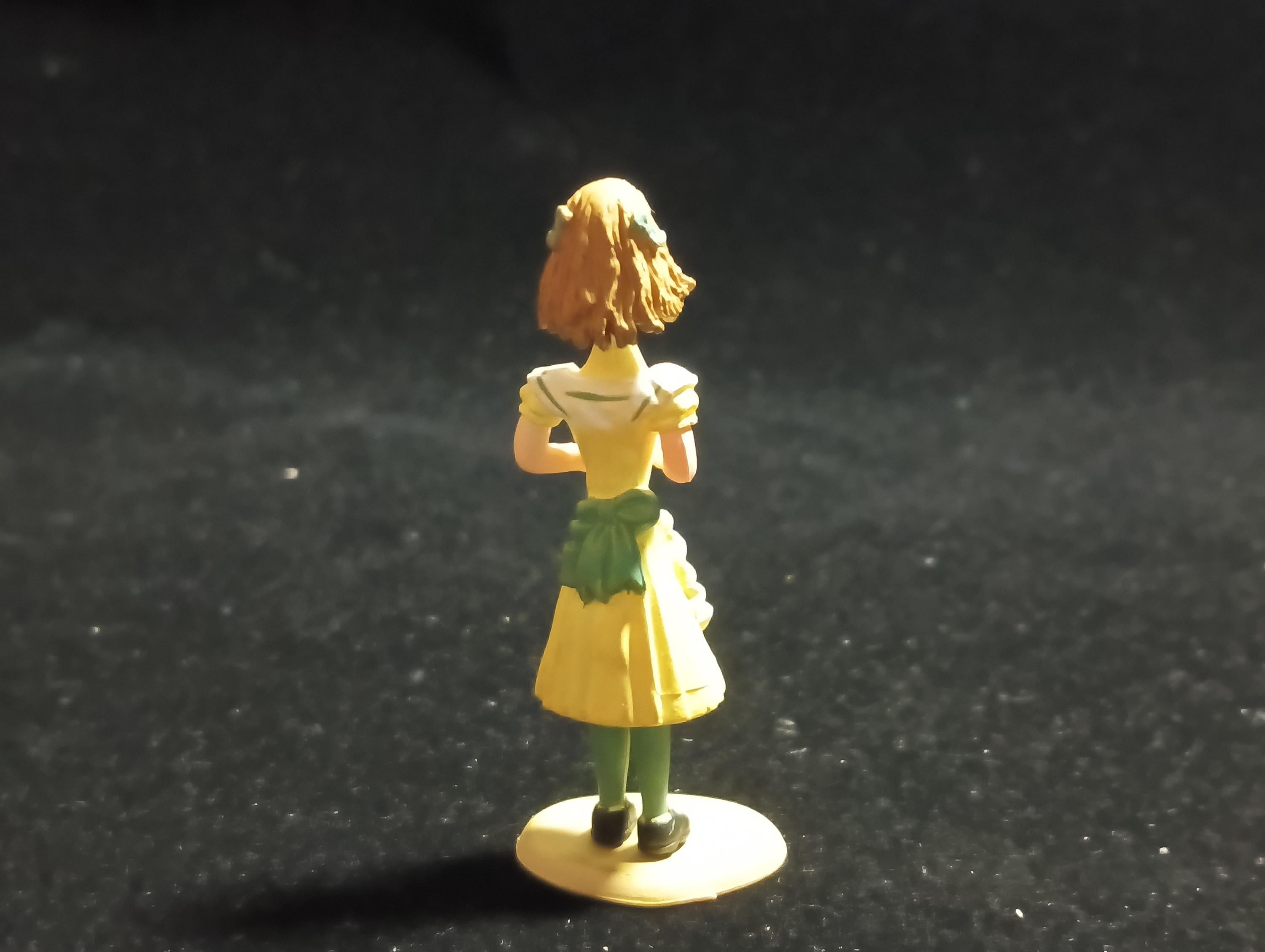 Kaiyodo Alice in Wonderland Tall Alice mini figure Vintage 2003 Kaiyodo