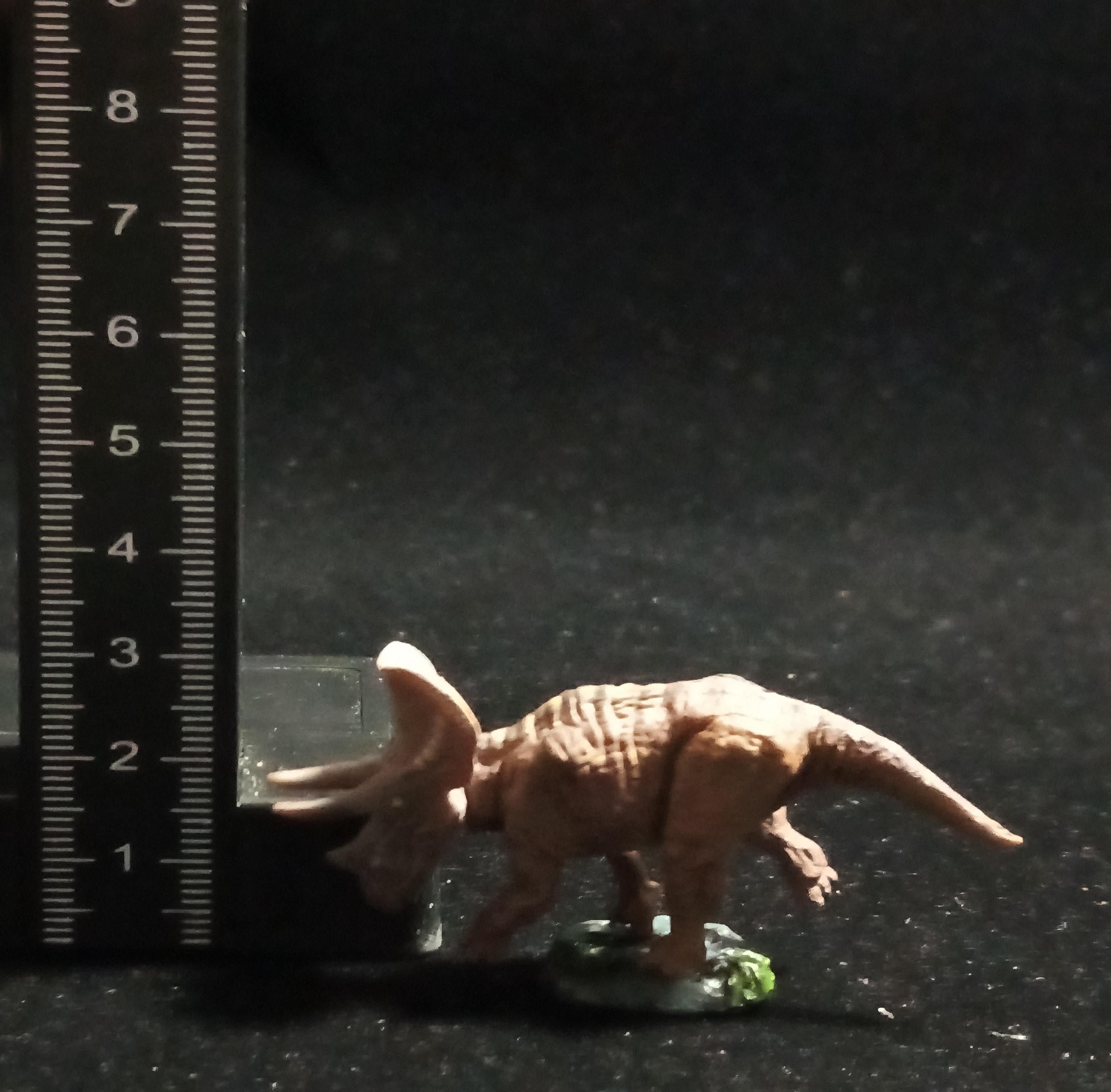 Miniature Dinosaur Triceratops Figure Figurine -  Furuta