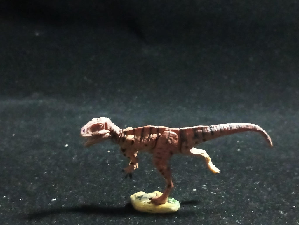 Miniature Dinosaur Fukuiraptor Figure Figurine -  Furuta